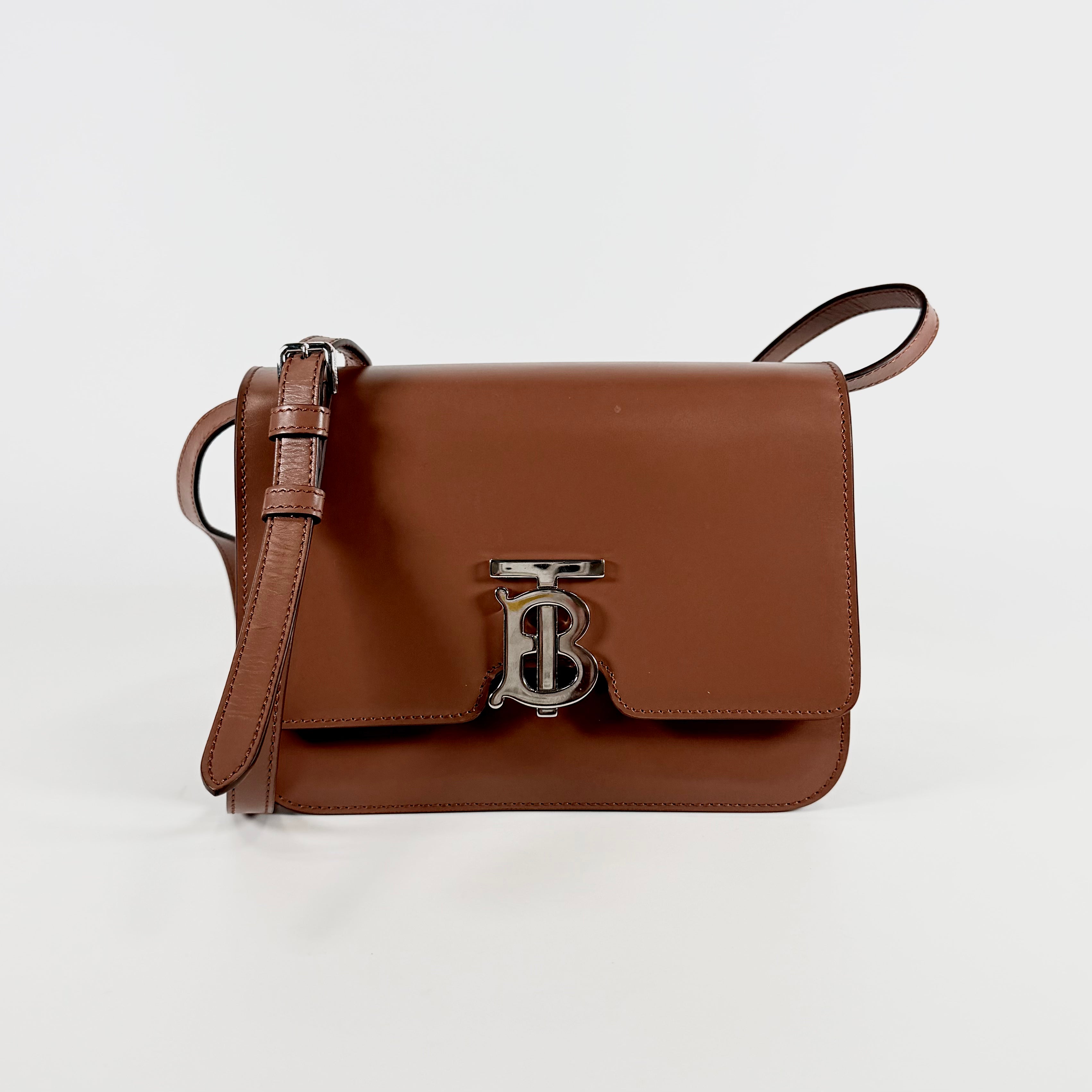 2607 secondhand BURBERRY ITKUOSRL126ES TB bag Shoulder bag Small Brown