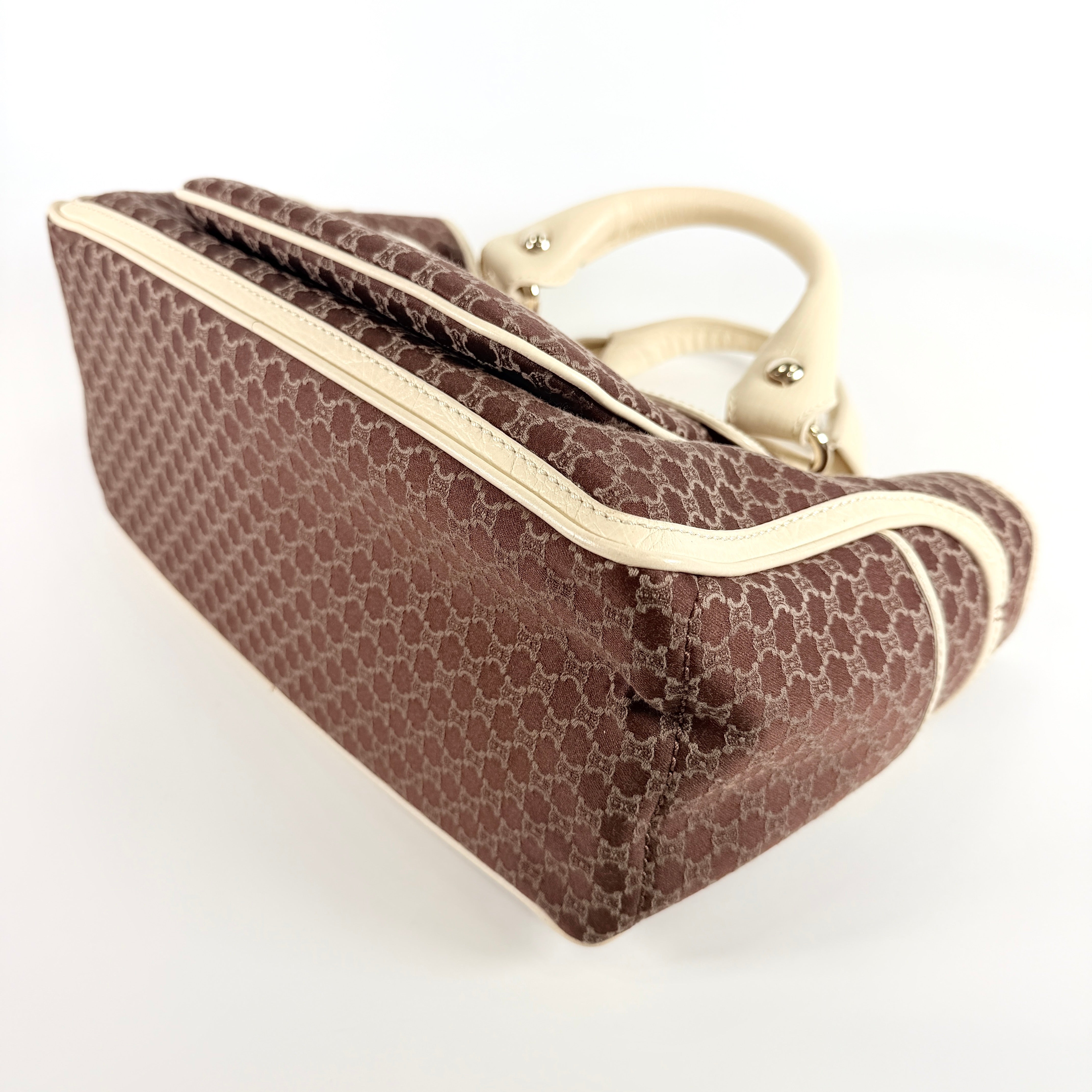 2608 secondhand CELINE Boogie Bag