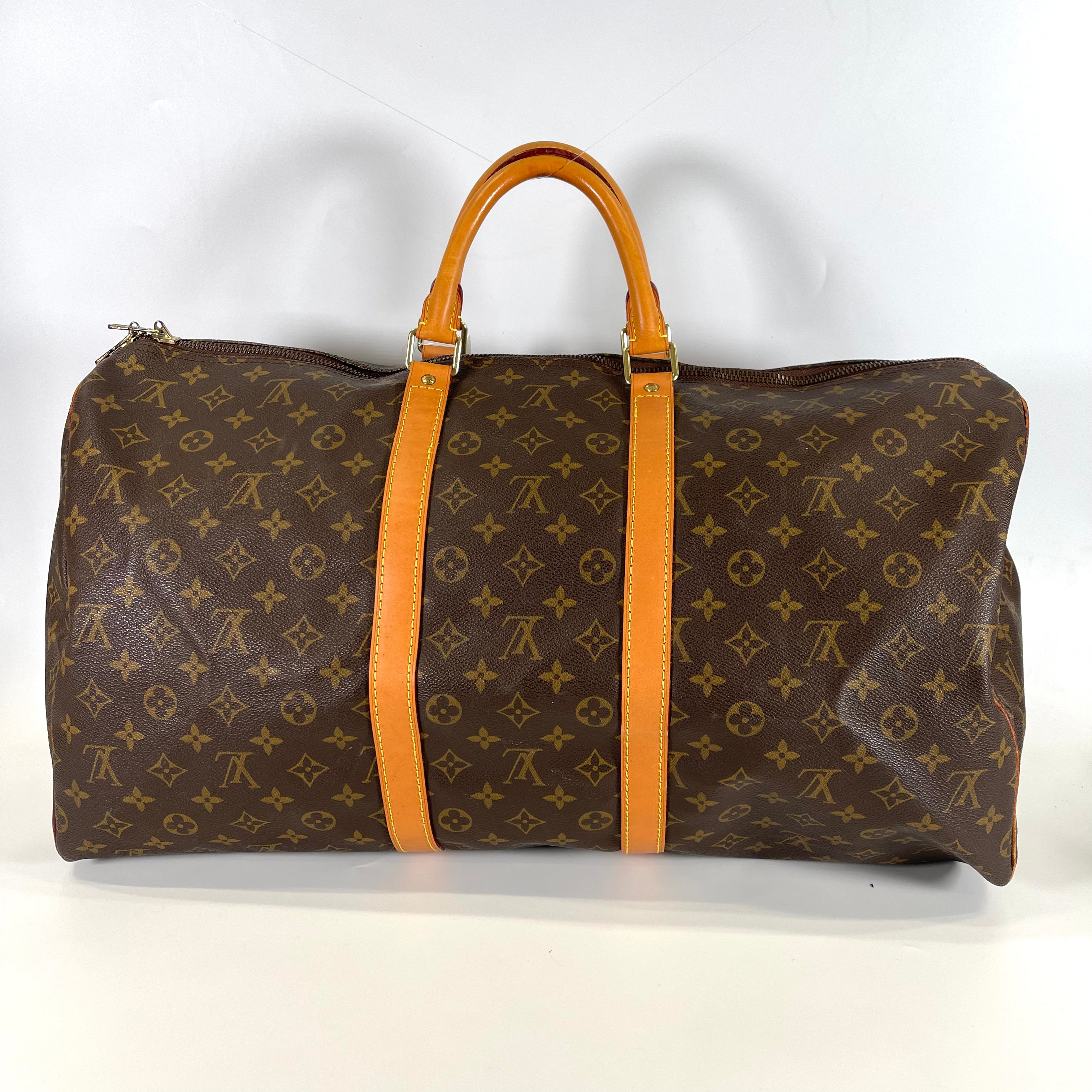 2511 Louis Vuitton Monogram Keypol 55