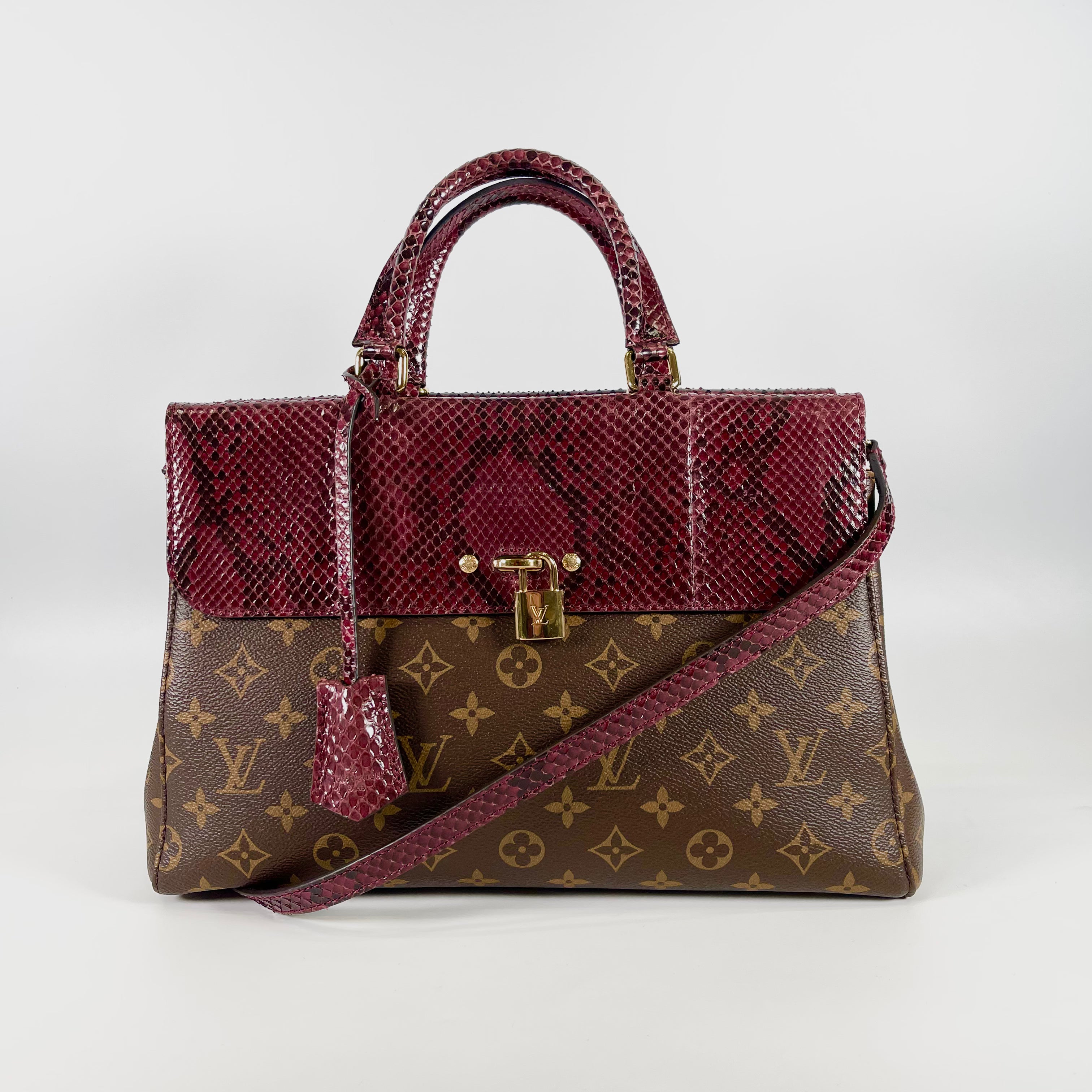 2511 Louis Vuitton Monogram Python Venus