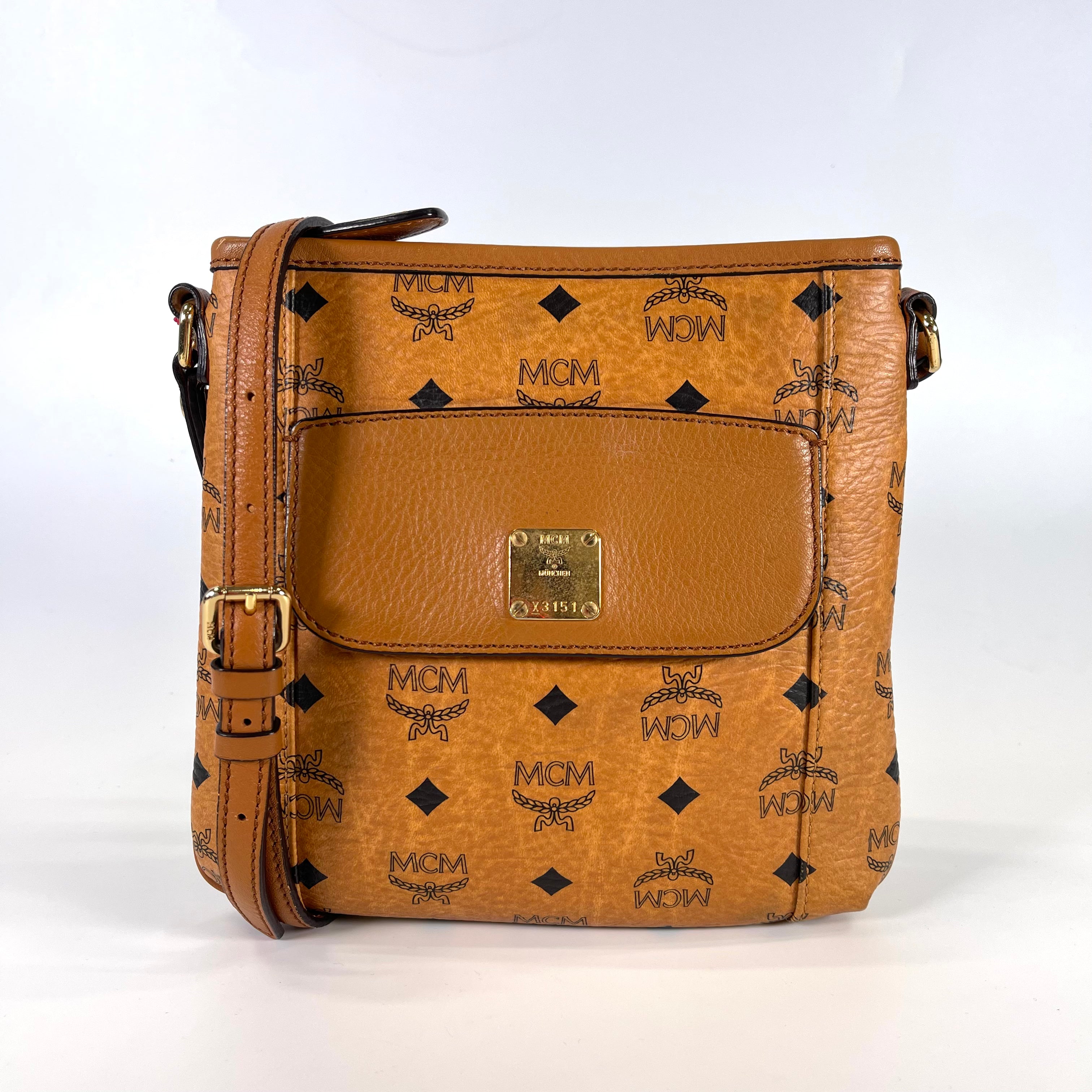 2512 secondhand MCM Shoulder bag