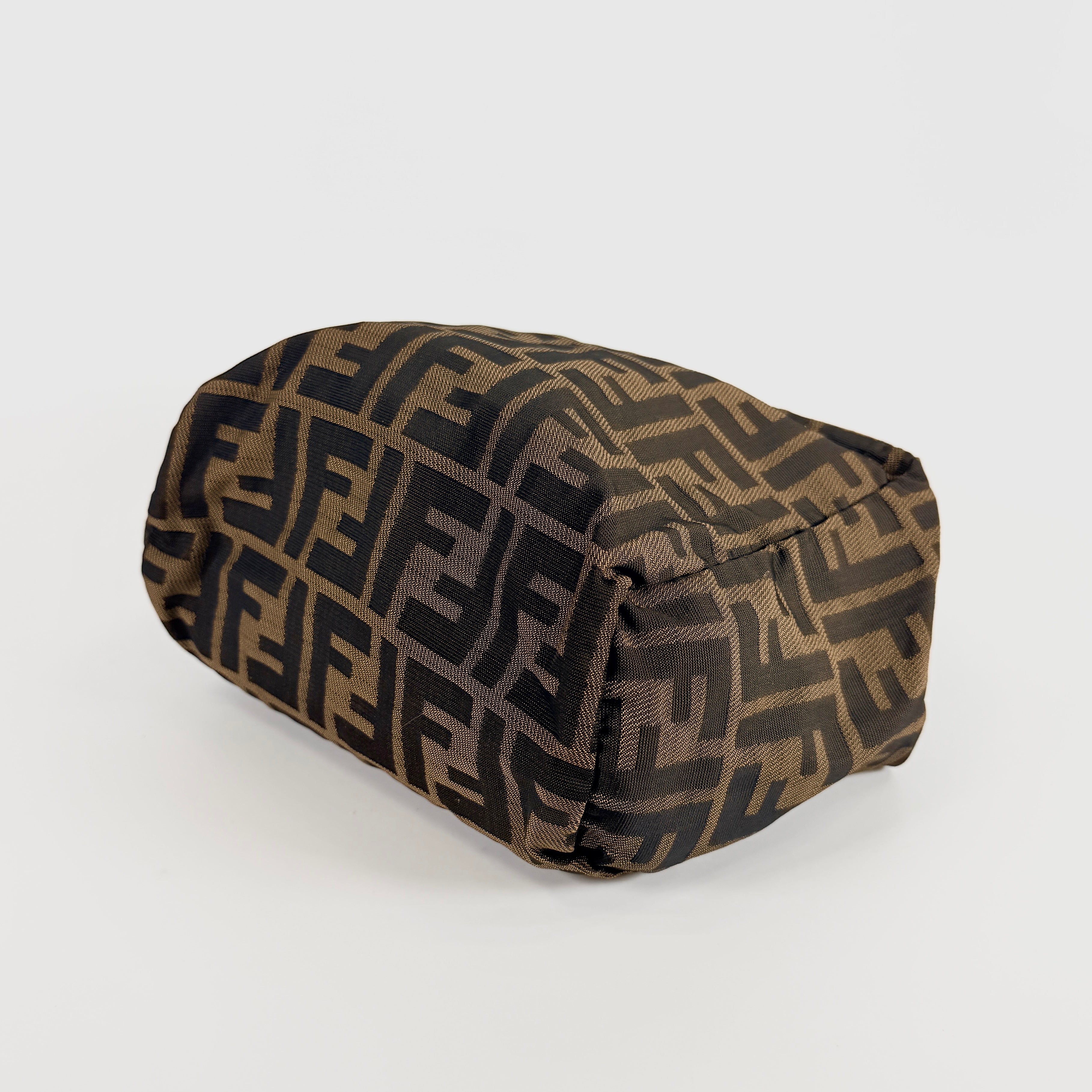 2607 secondhand FENDI Zucca mini hand bag