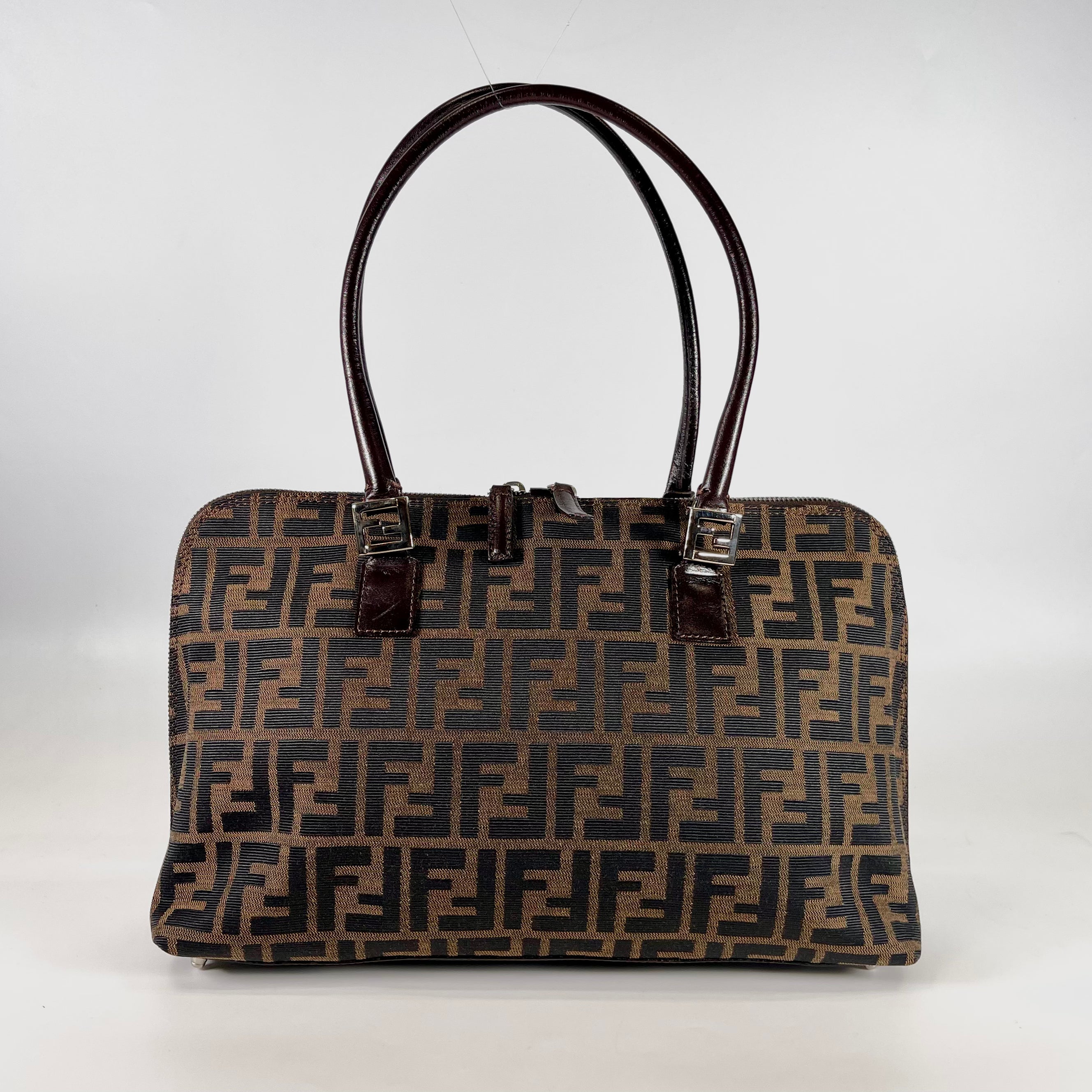 2601 secondhand FENDI Tote Bag
