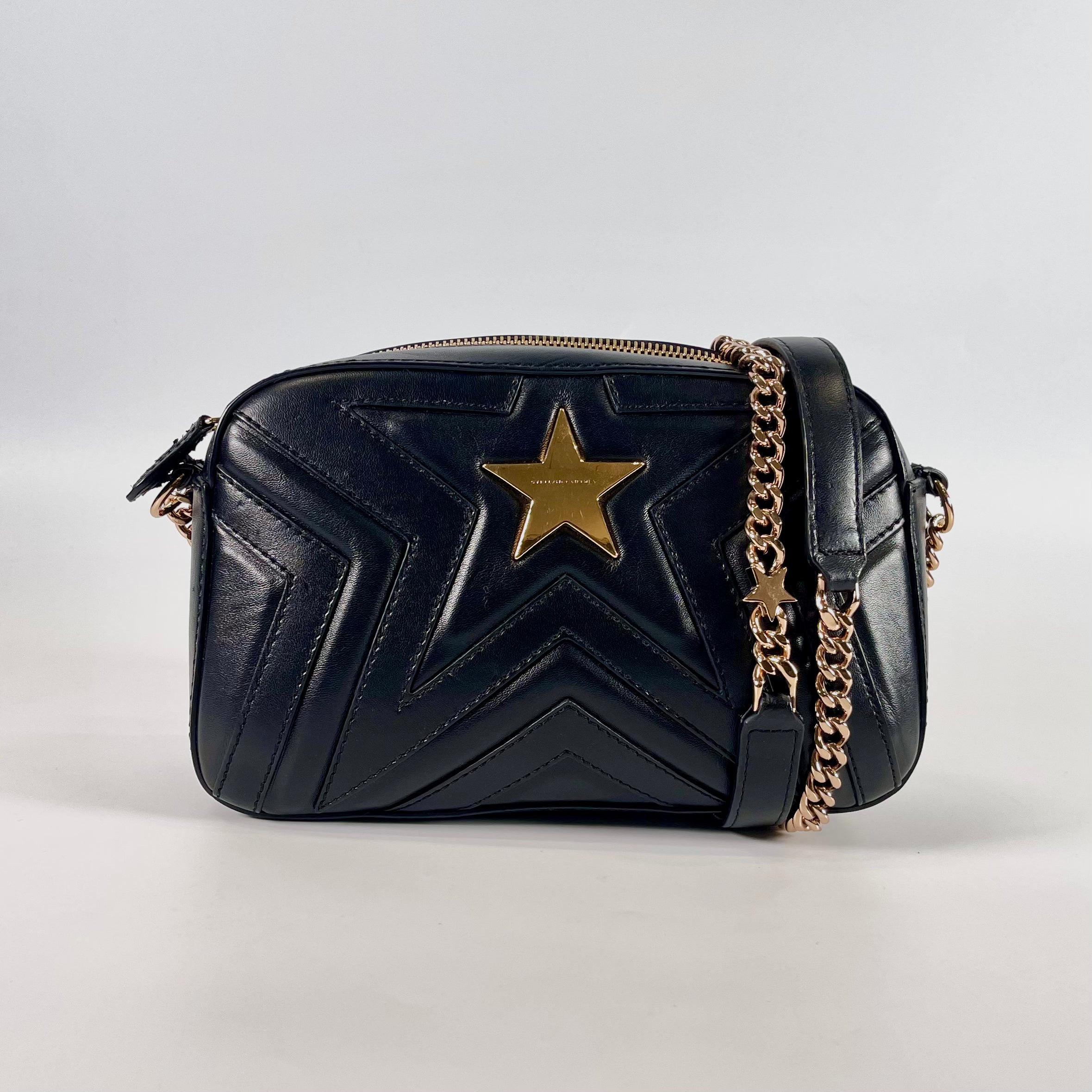 2511 STELLA MCCARTNEY Chain Shoulder Bag in Black/Star/Leather