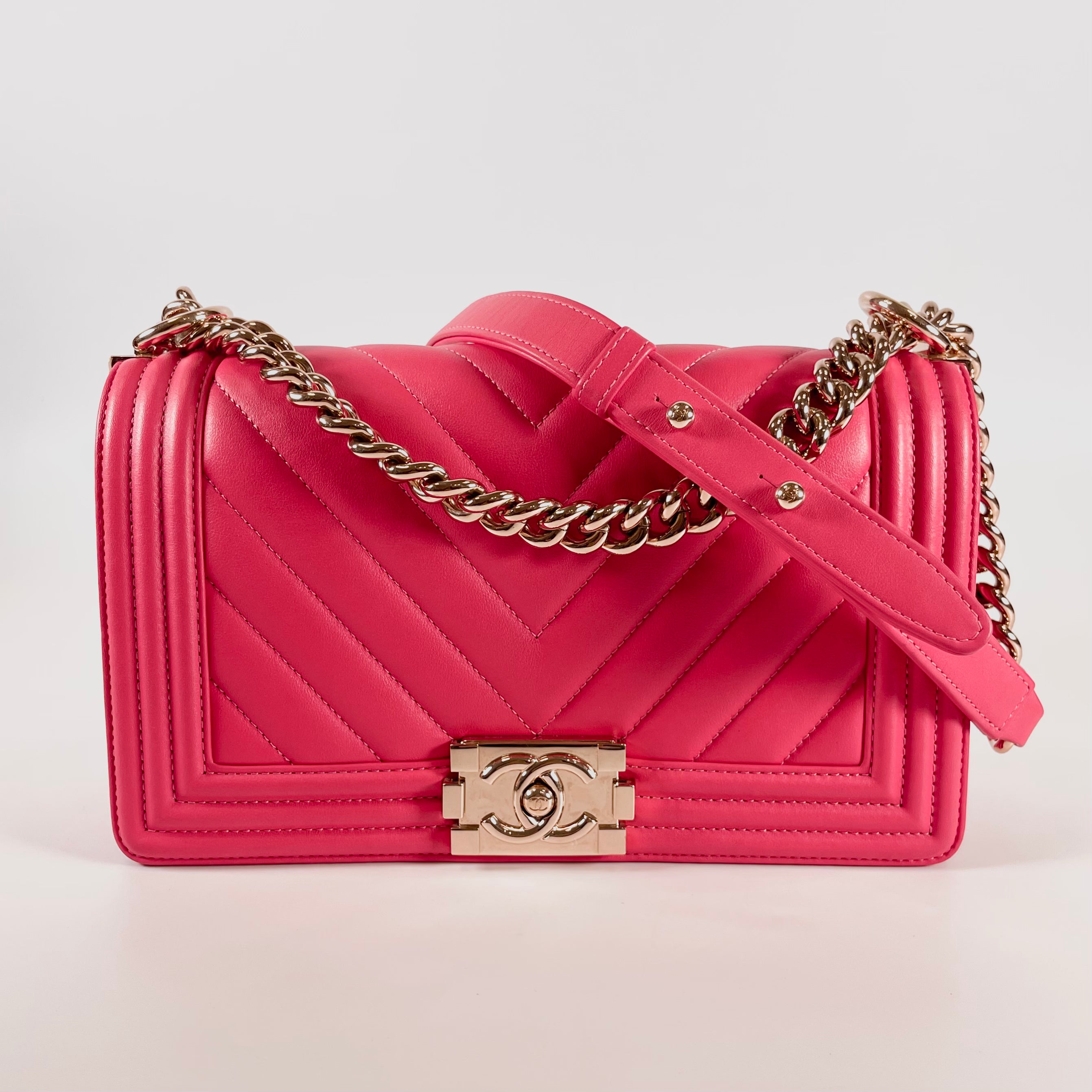 2601 secondhand CHANEL Boy 25 lambskin Chain Shoulder Bag Chevron pink