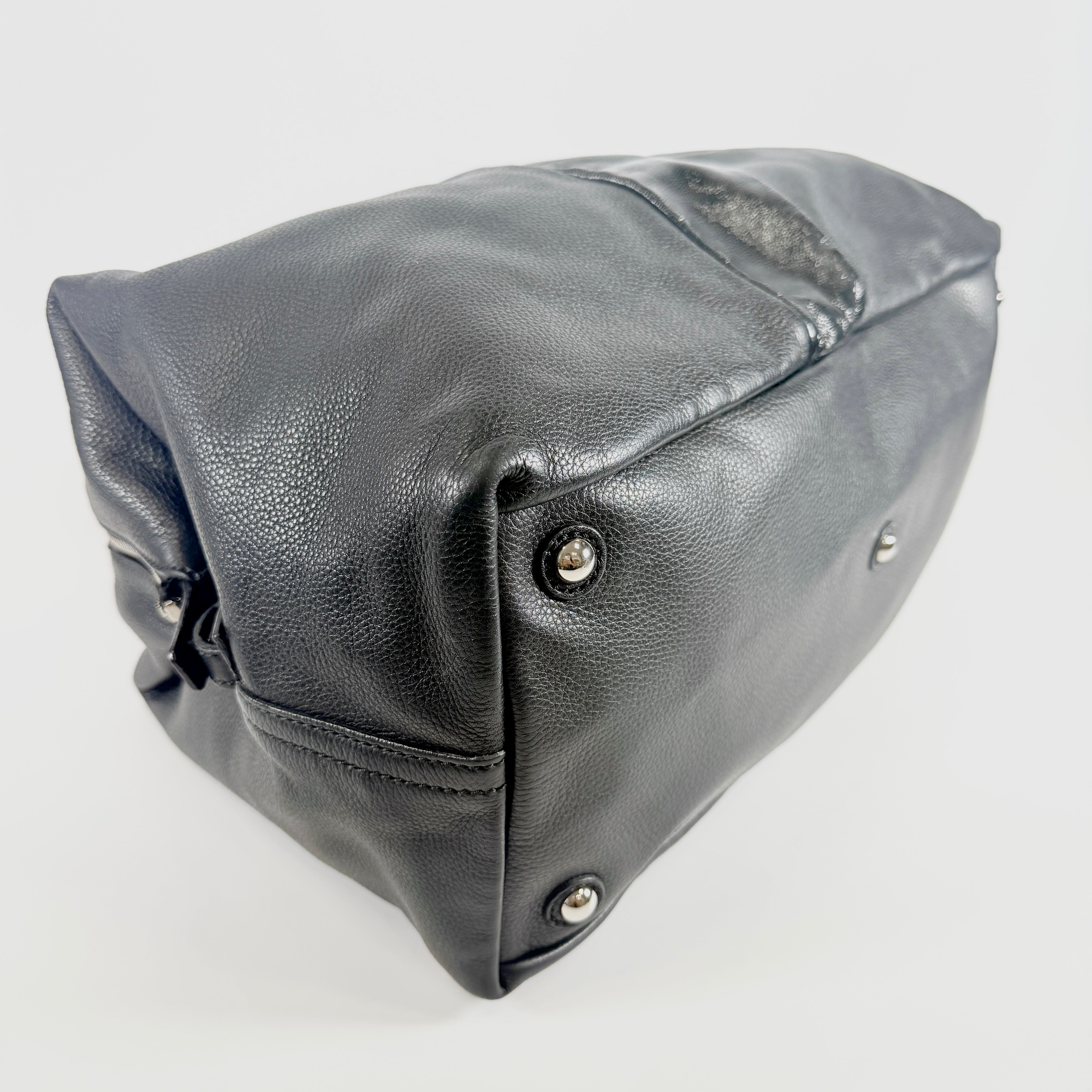 2608 secondhand SAINT LAURENT YSL hand bag