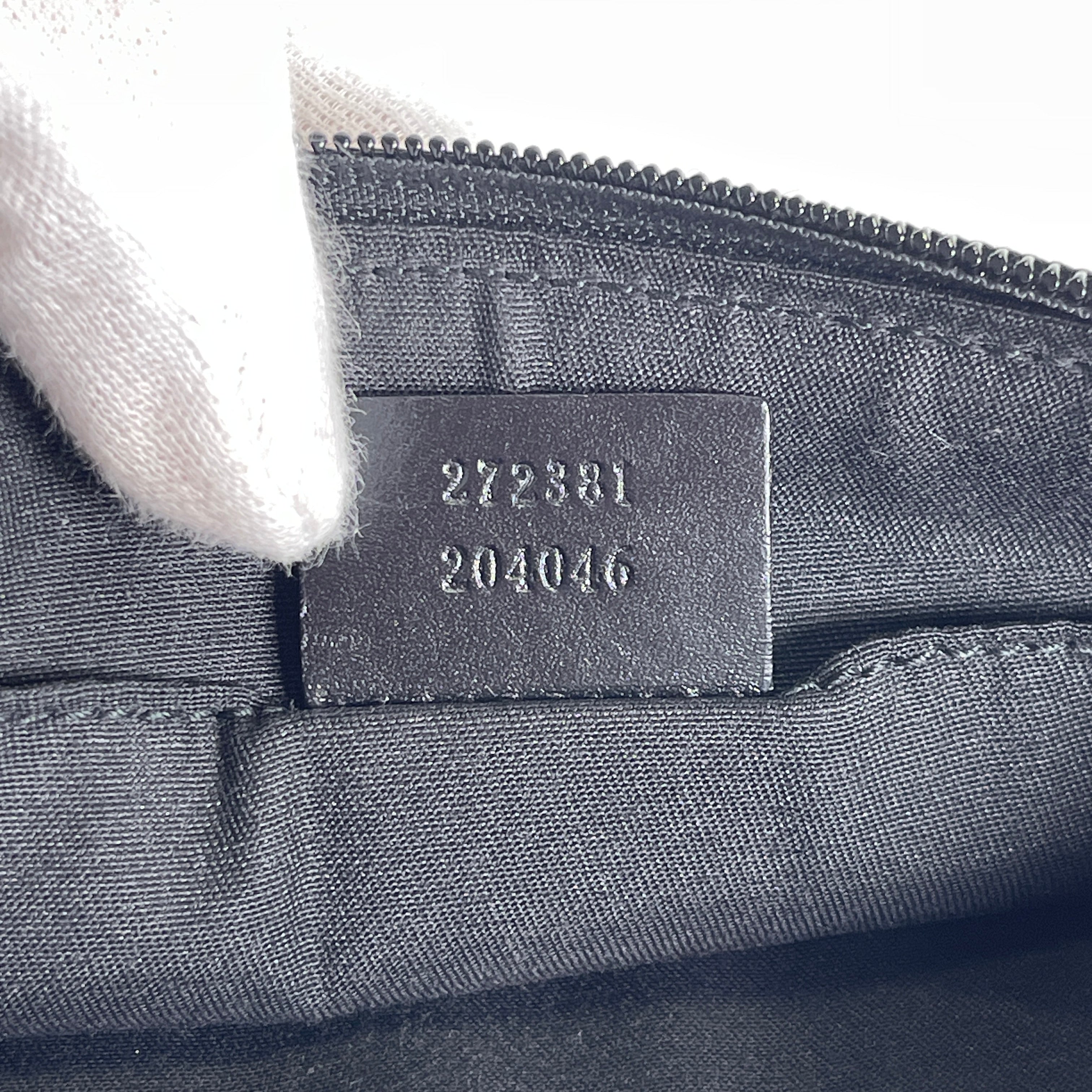 2606 secondhand GUCCI hand bag