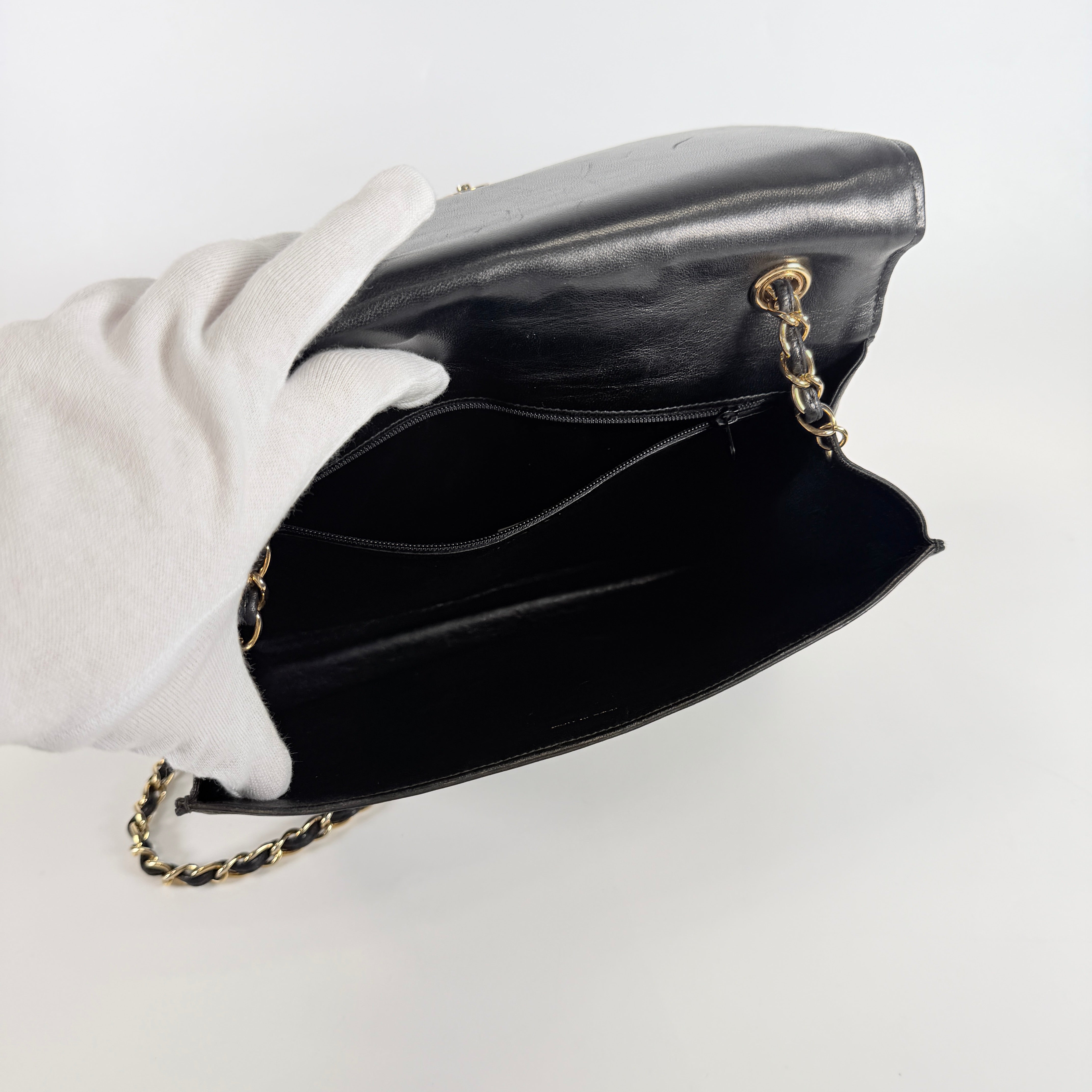 2608 secondhand CHANEL Chain Shoulder Bag