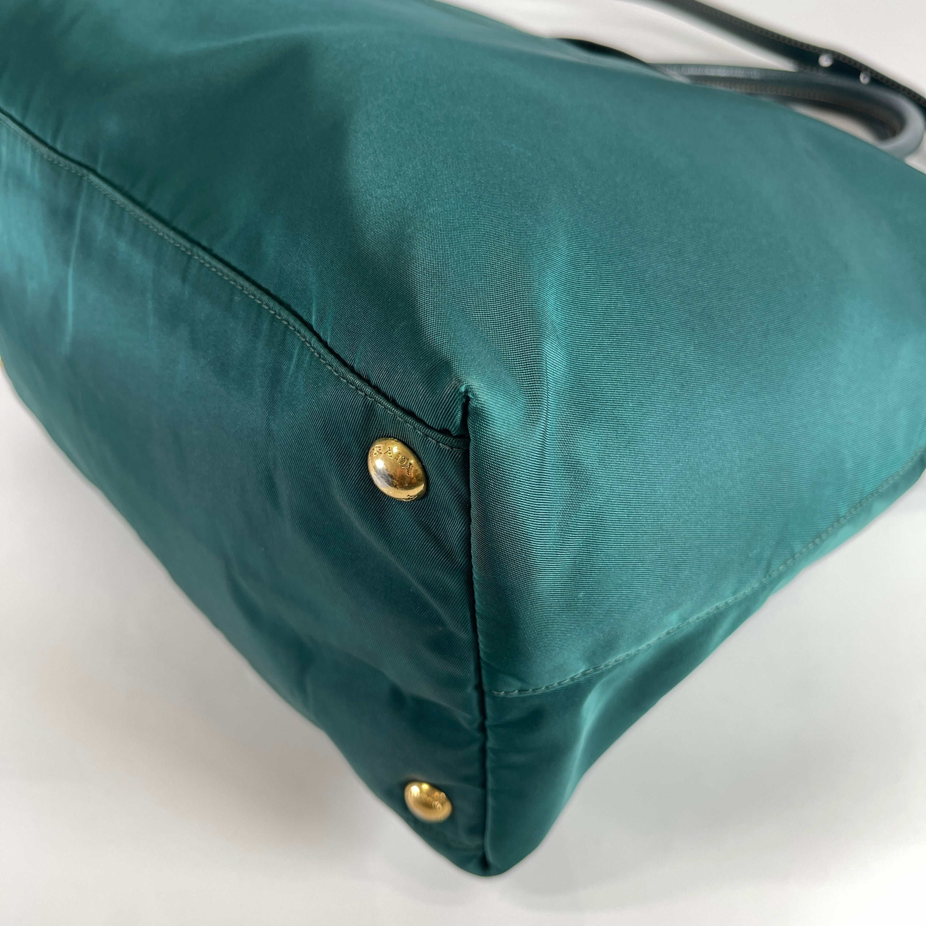 2605 secondhand PRADA nylon 2Way bag