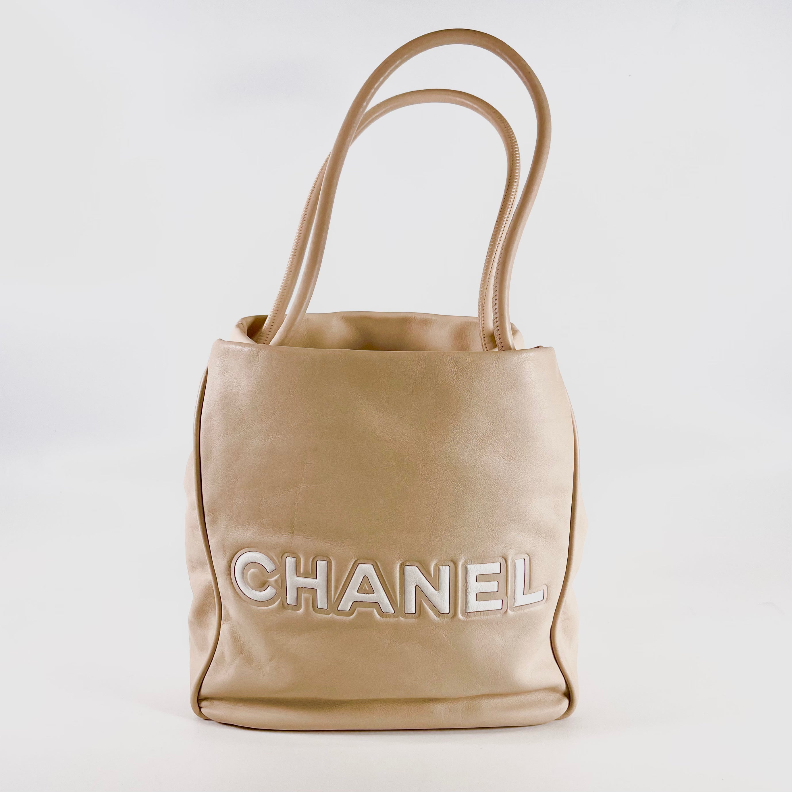 2601 CHANEL Shoulder bag card