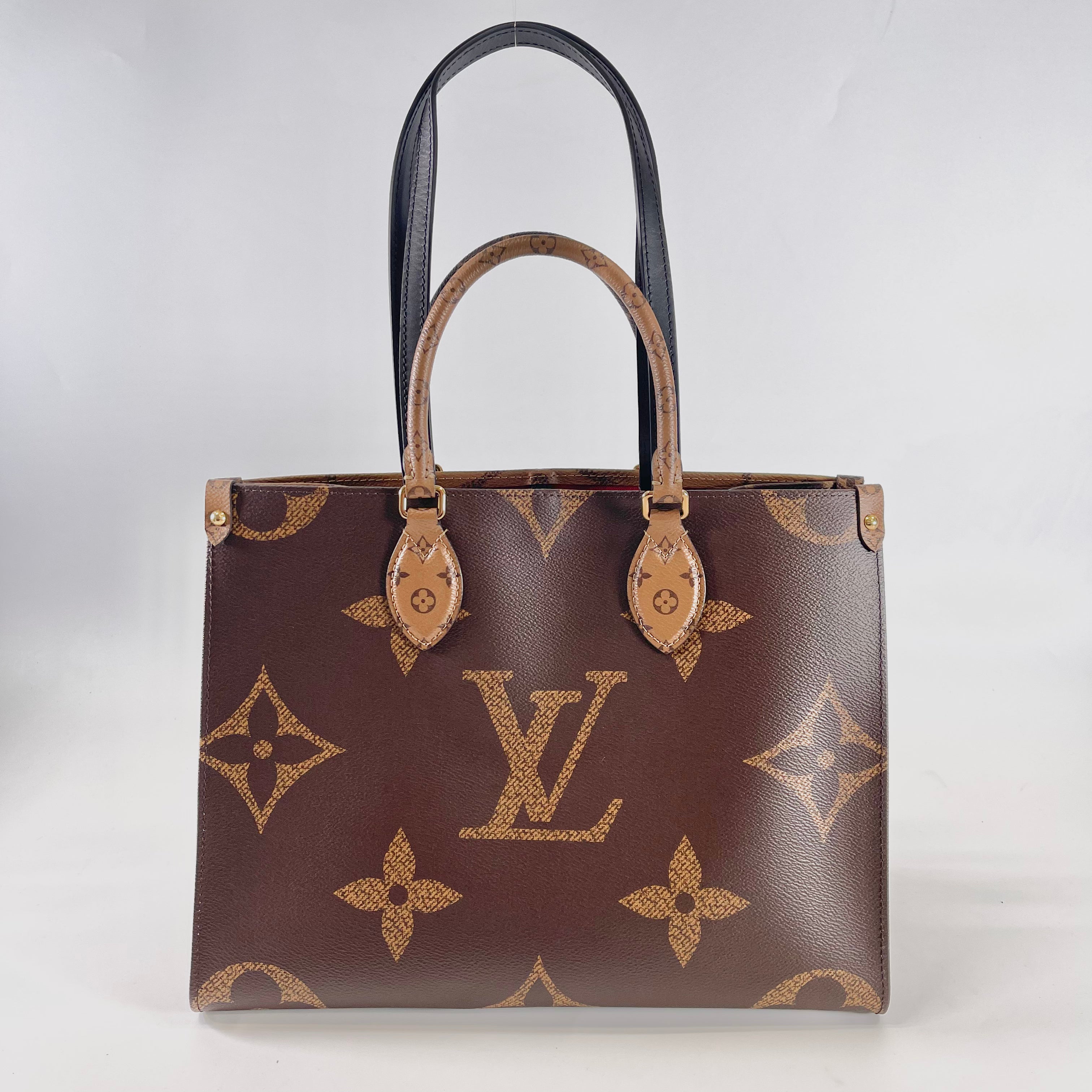 2603 secondhand LV On the Go