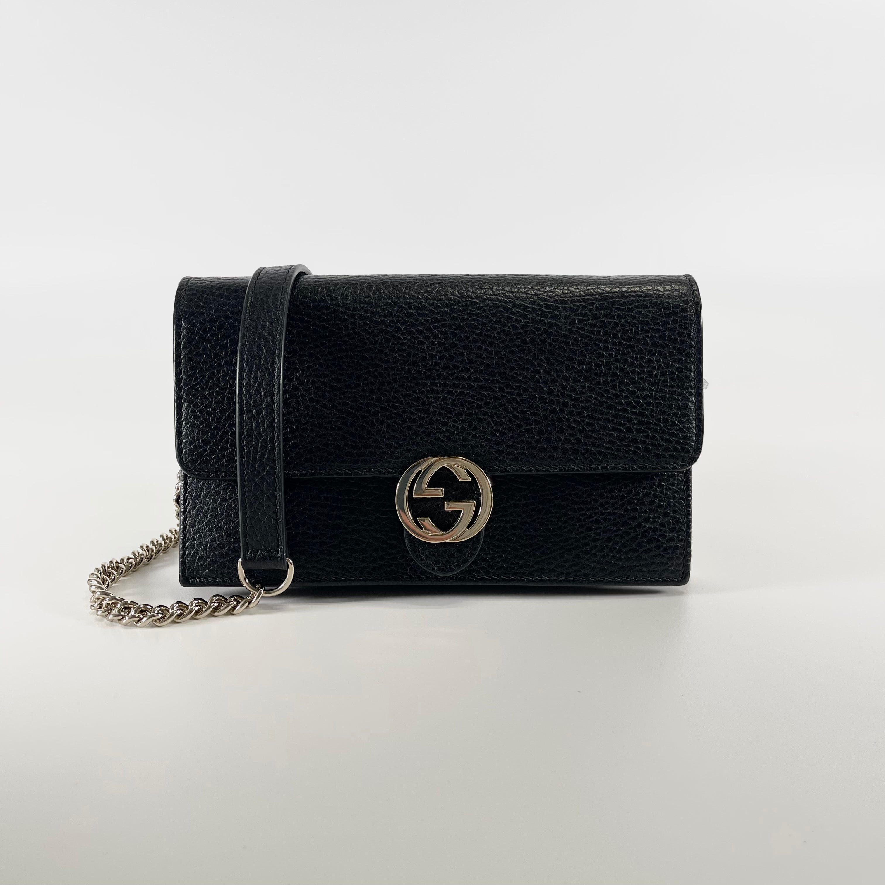 2601 secondhand GUCCI Interlocking shoulder