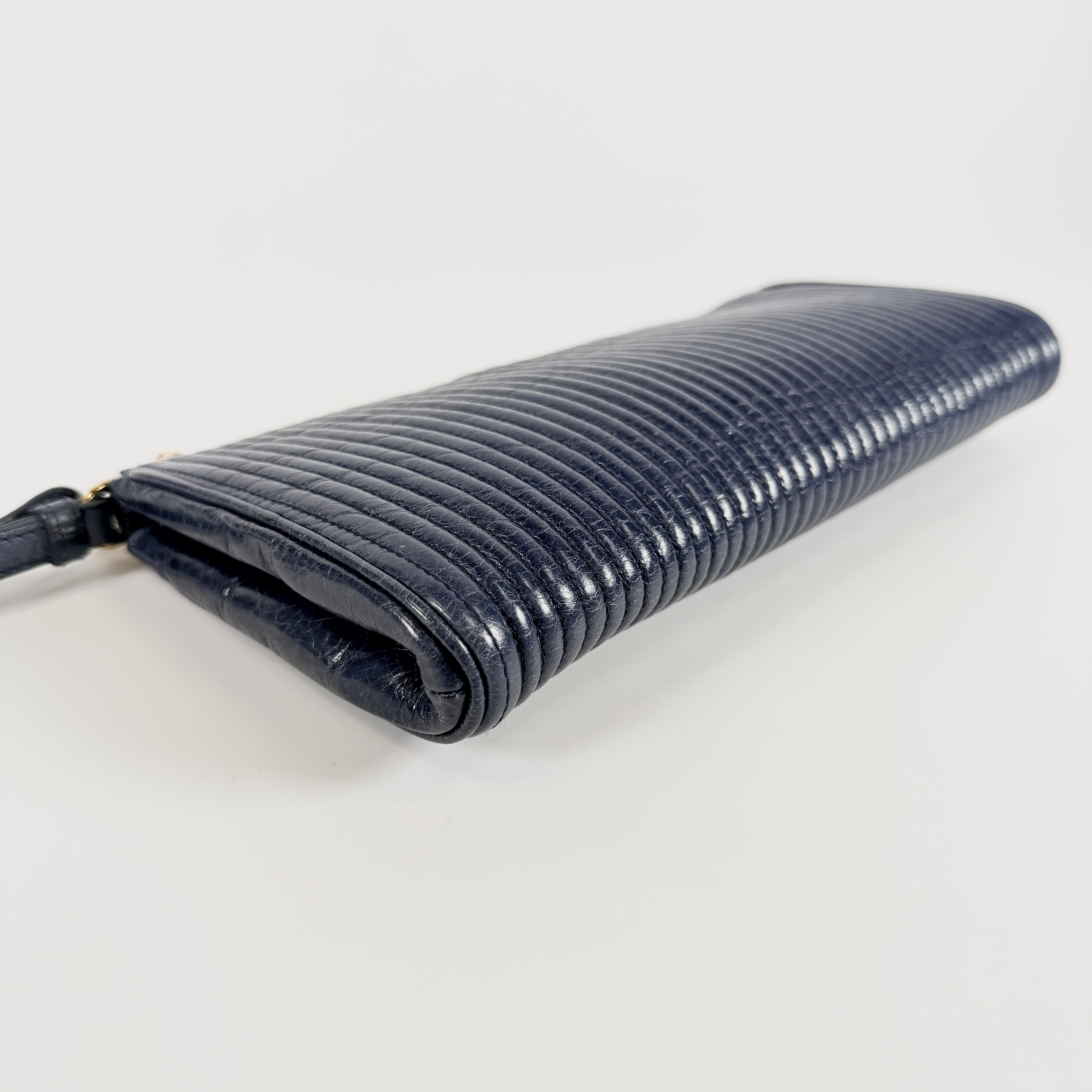 2608 secondhand MIUMIU Clutch Bag