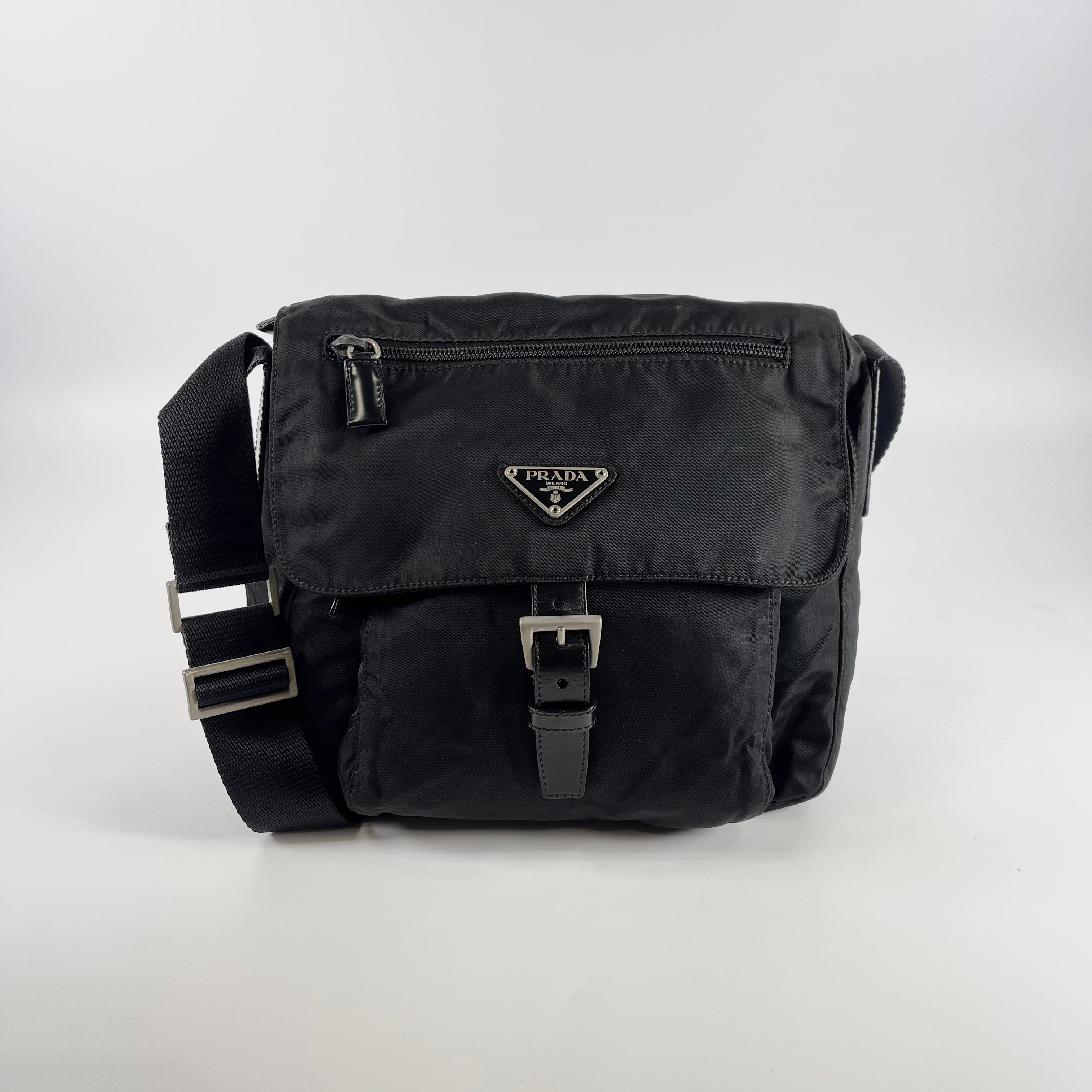 2602 secondhand PRADA Shoulder bag