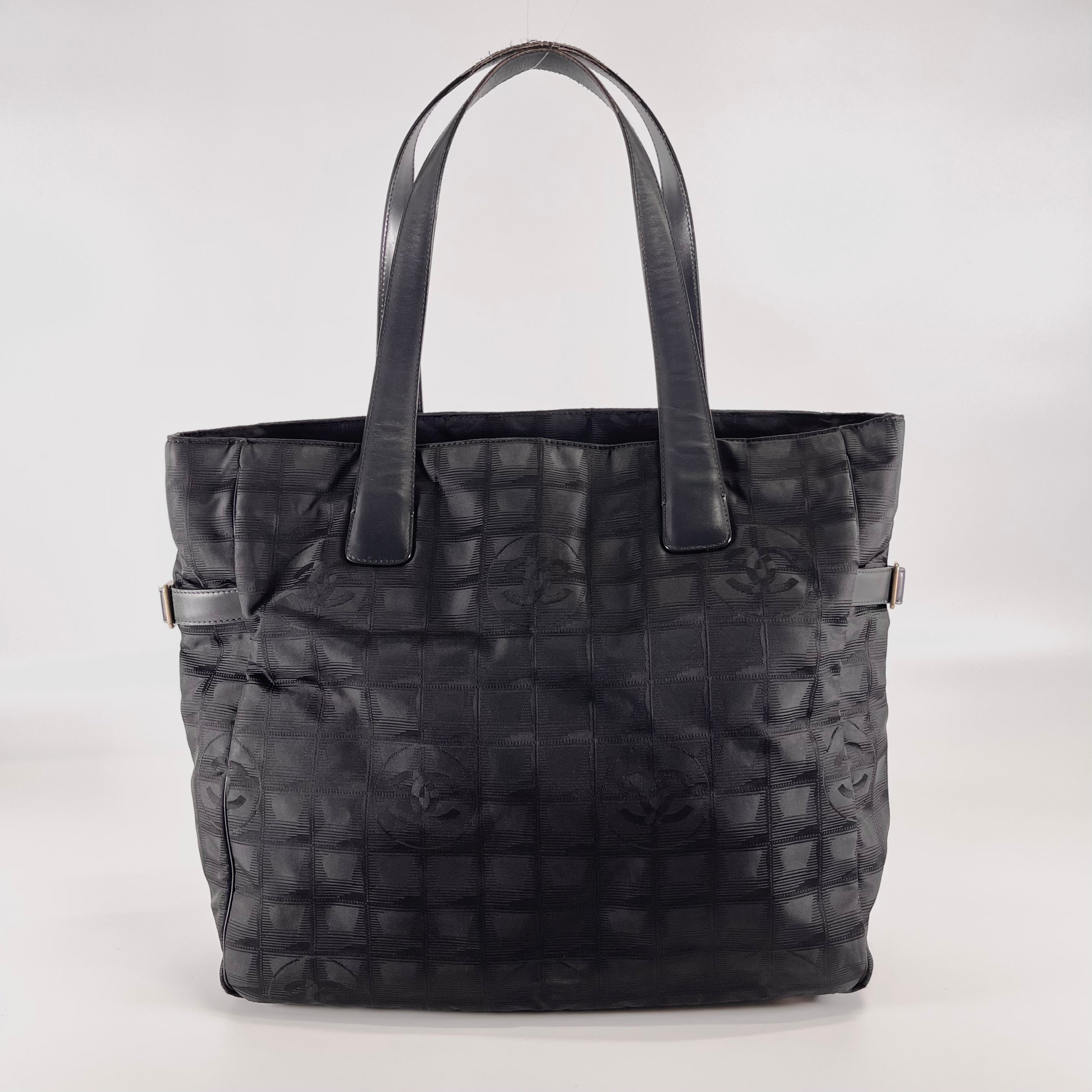 2602 secondhand CHANEL New Travel Line Tote GM