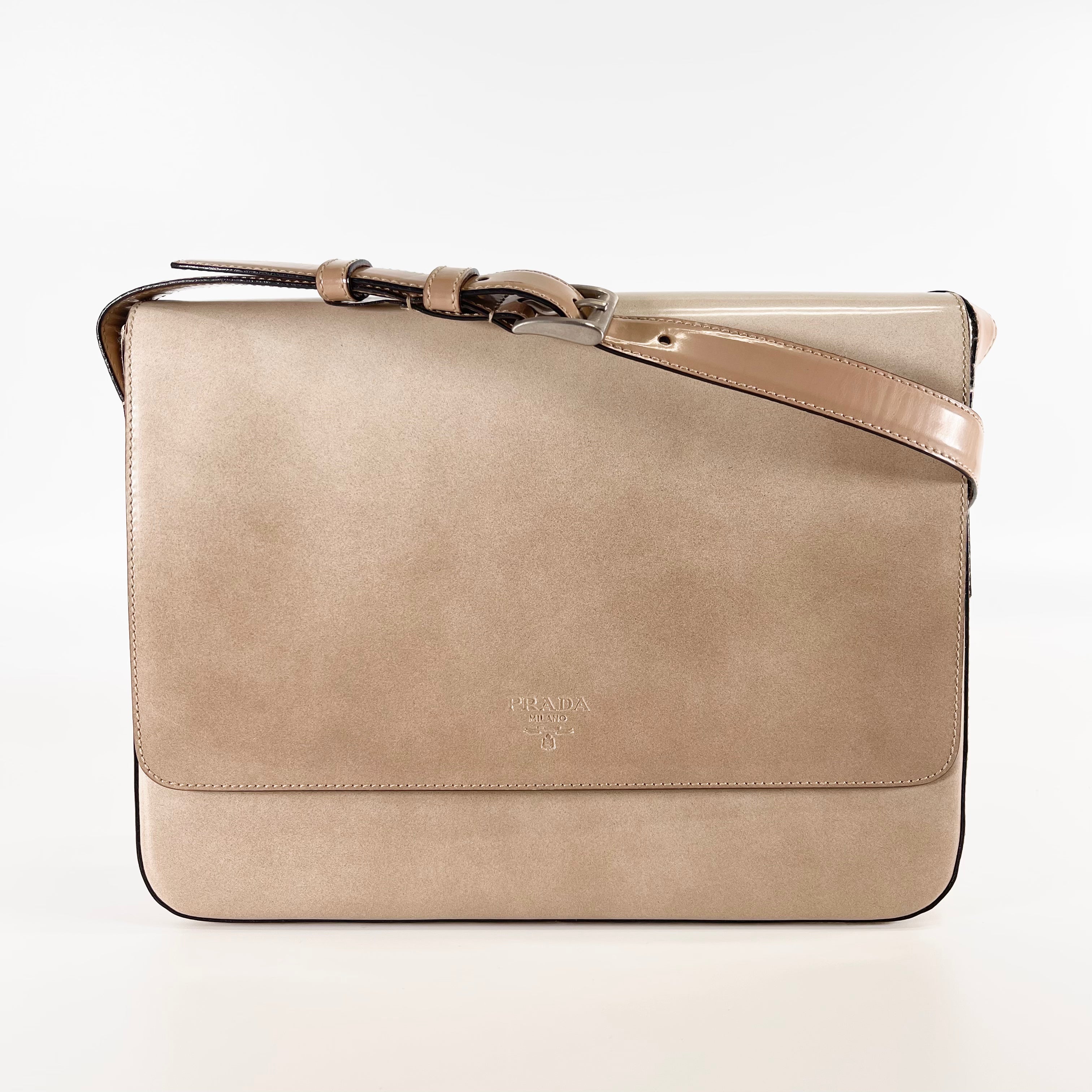 2602 secondhand PRADA Shoulder bag / Crossbody Bag