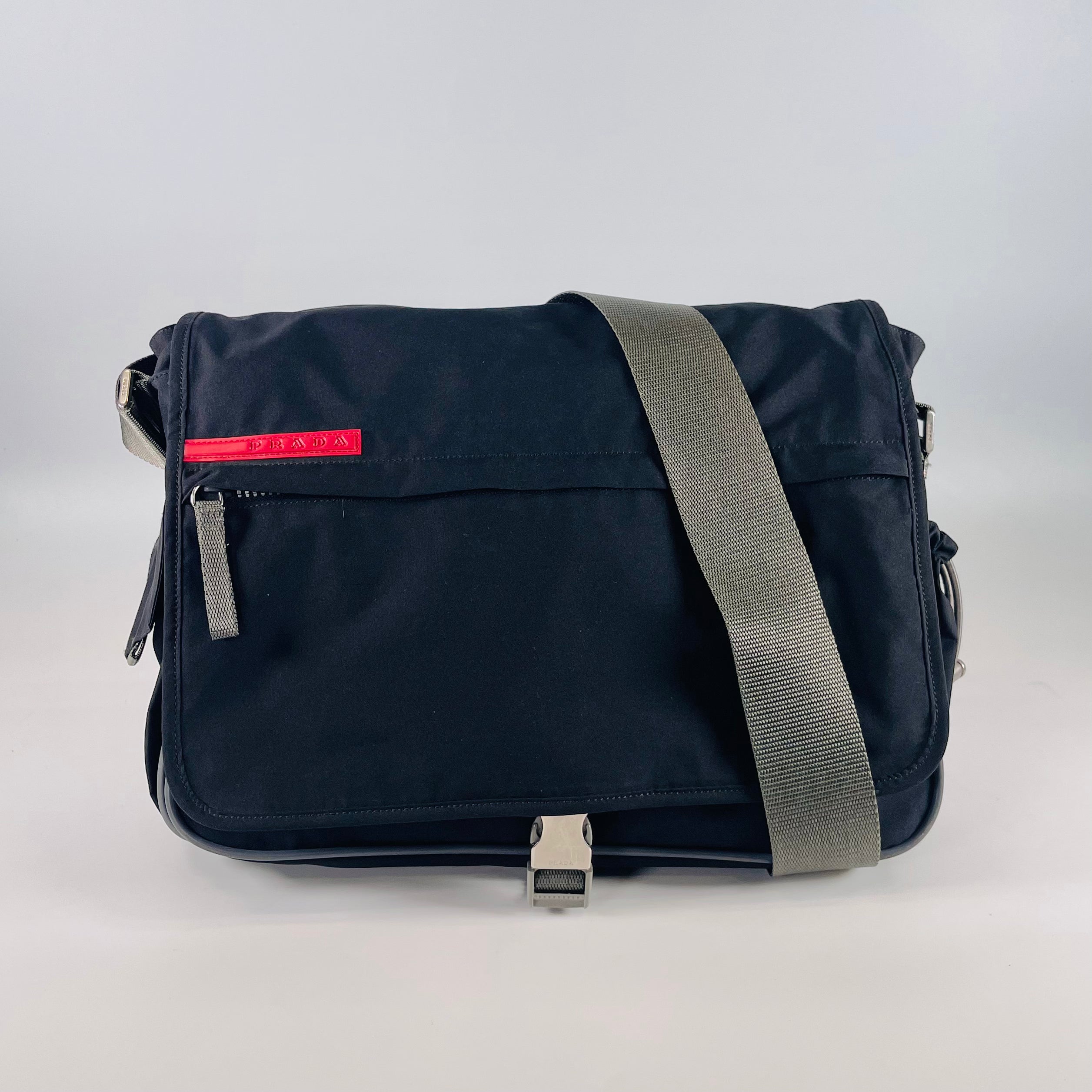 2512 secondhand PRADA Sports line Shoulder bag