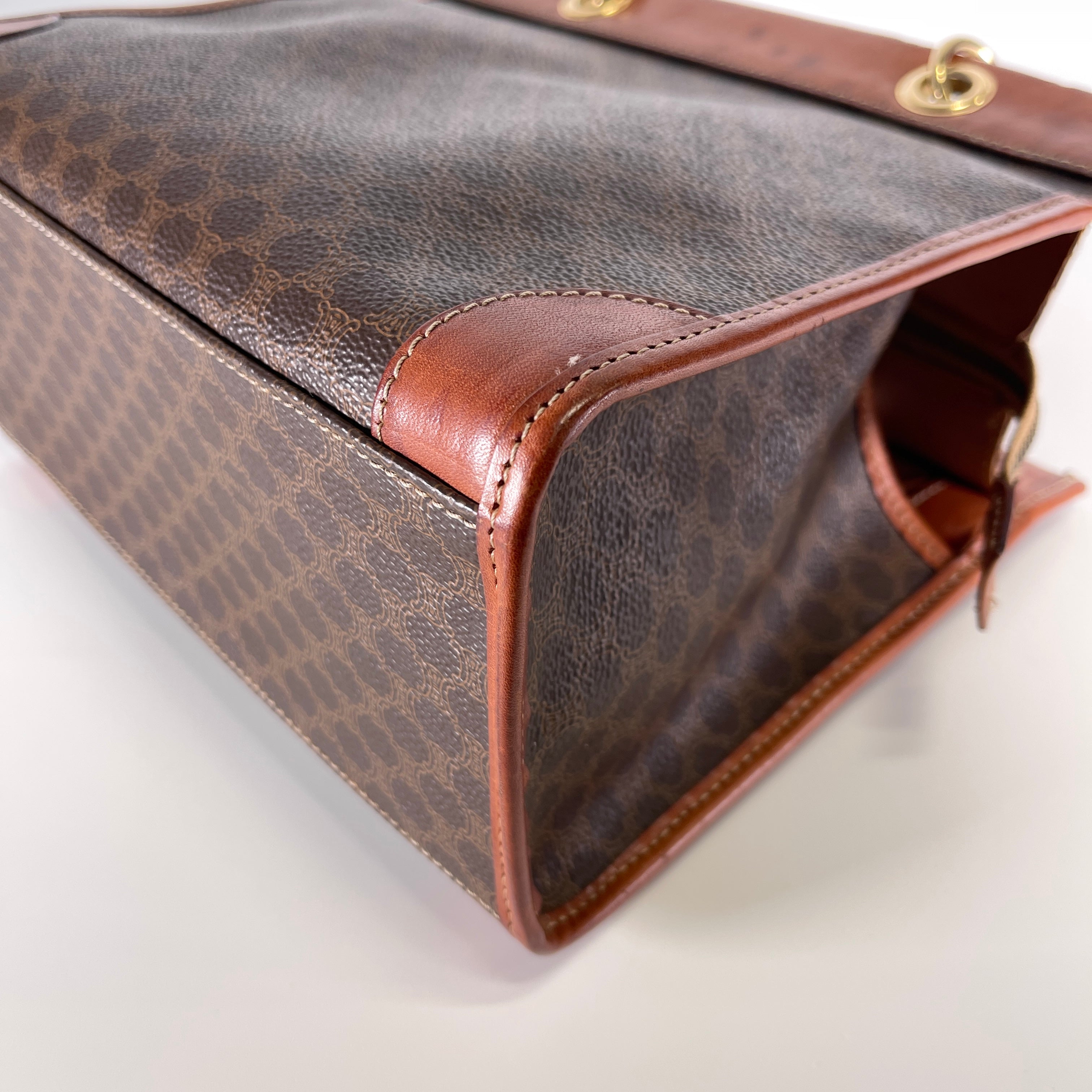 2605 secondhand CELINE Macadam hand bag