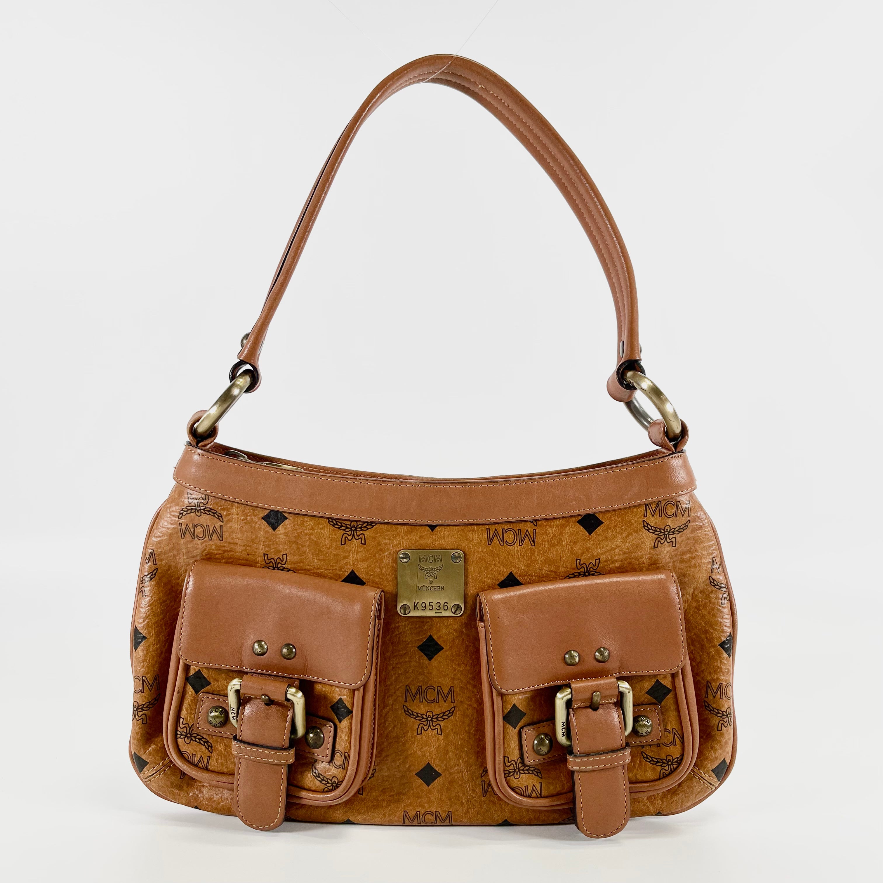 2602 secondhand MCM Visetos Pattern cicada shoulder
