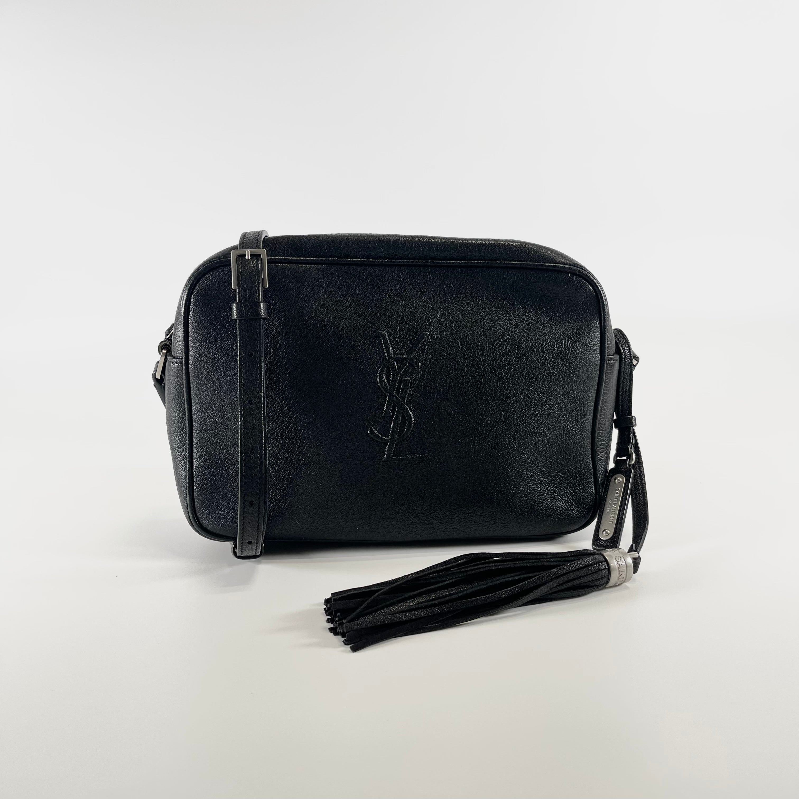2601 secondhand SAINTLAURENT Lou ? Embossed logo