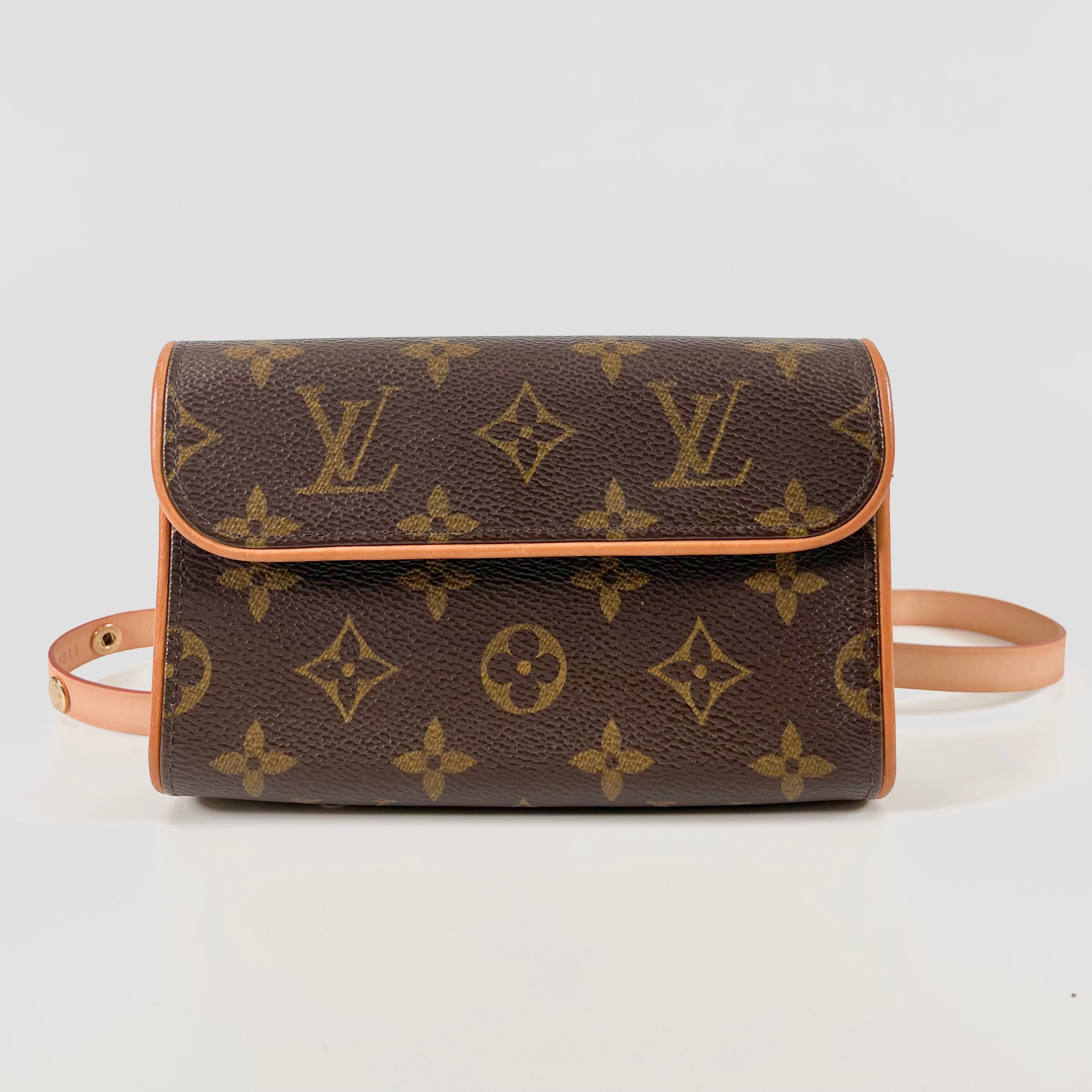 2602 secondhand LV Florentine FL0022 FL1011
