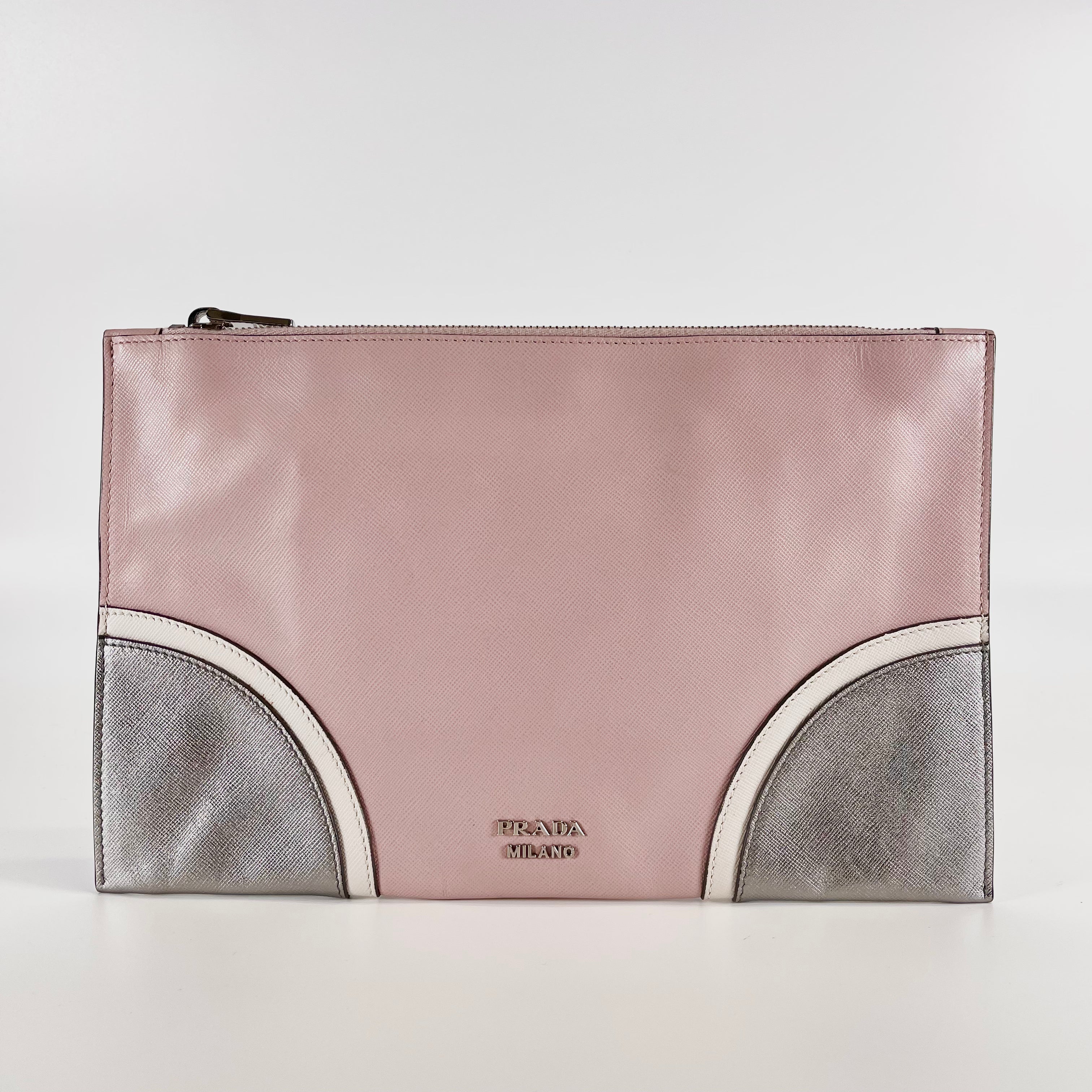 2602 secondhand PRADA HAND BAG