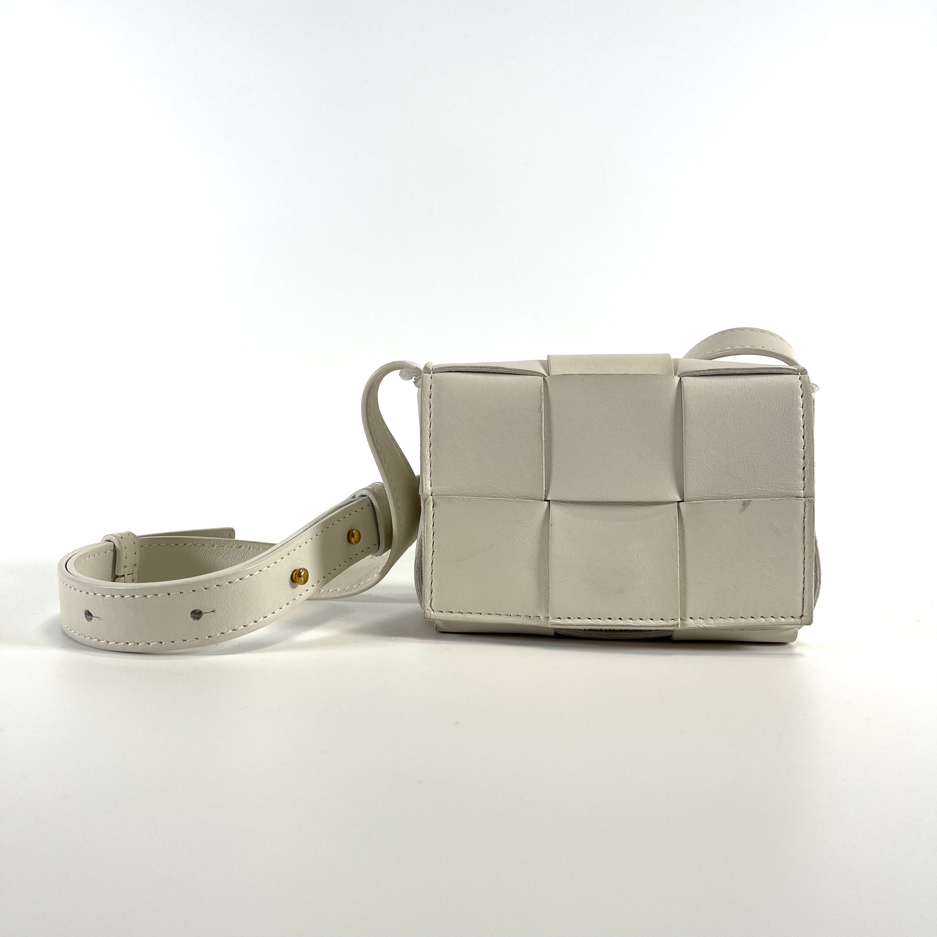 2512 BOTTEGA VENETA Clutch Bag / mini bag