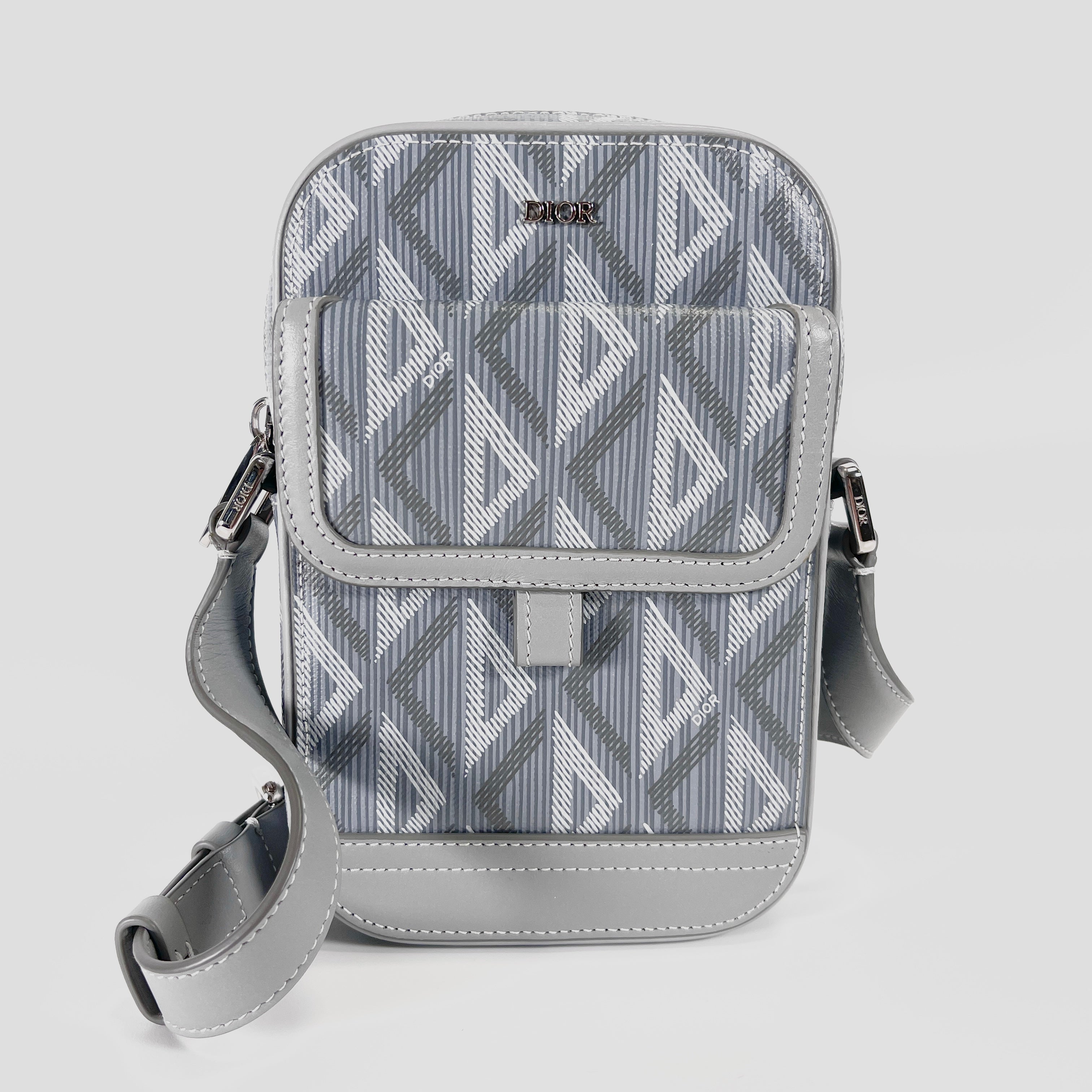 2603 secondhand CD Diamond hit The load PVCx leather Shoulder bag gray
