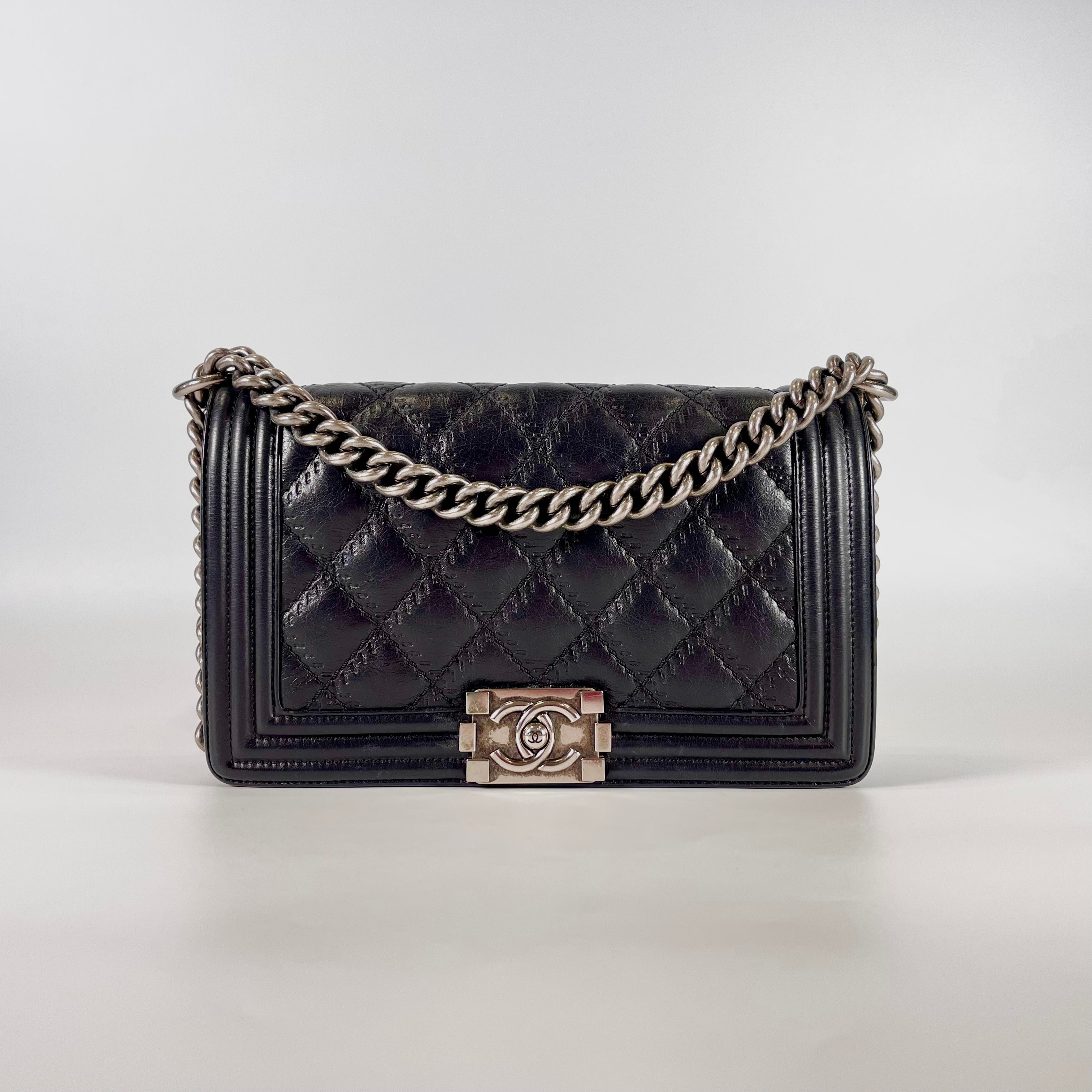 2601 secondhand CHANEL Boy 25 Chain Shoulder leather black