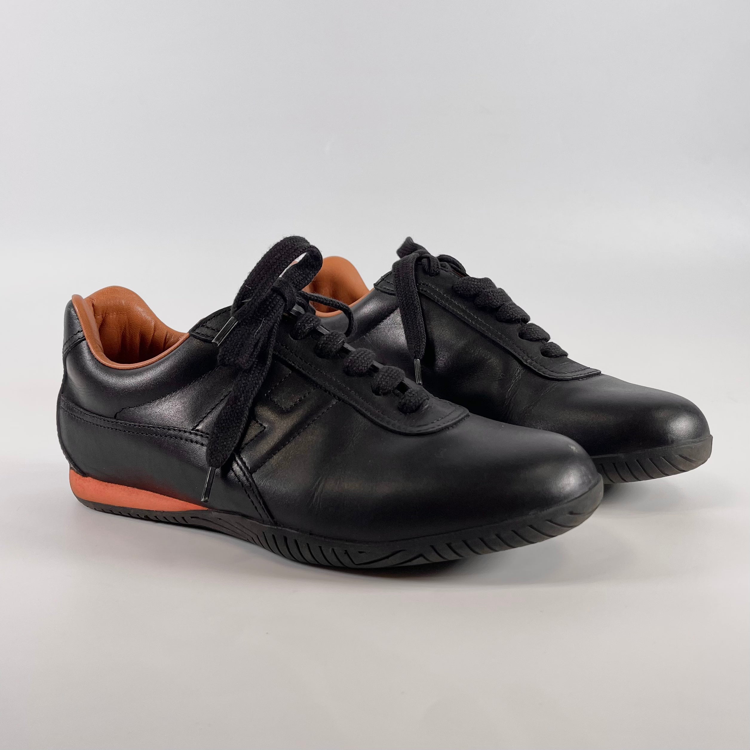 2602 secondhand HERMES leather sneakers 35 1/2 Women's black