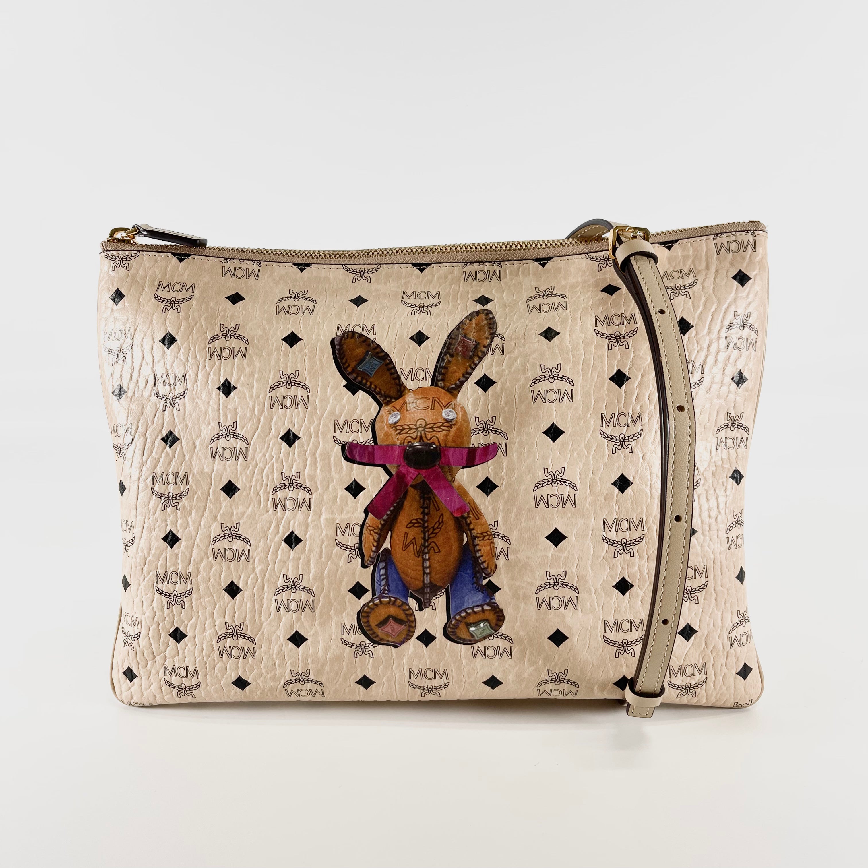 2603 secondhand MCM shoulder beige