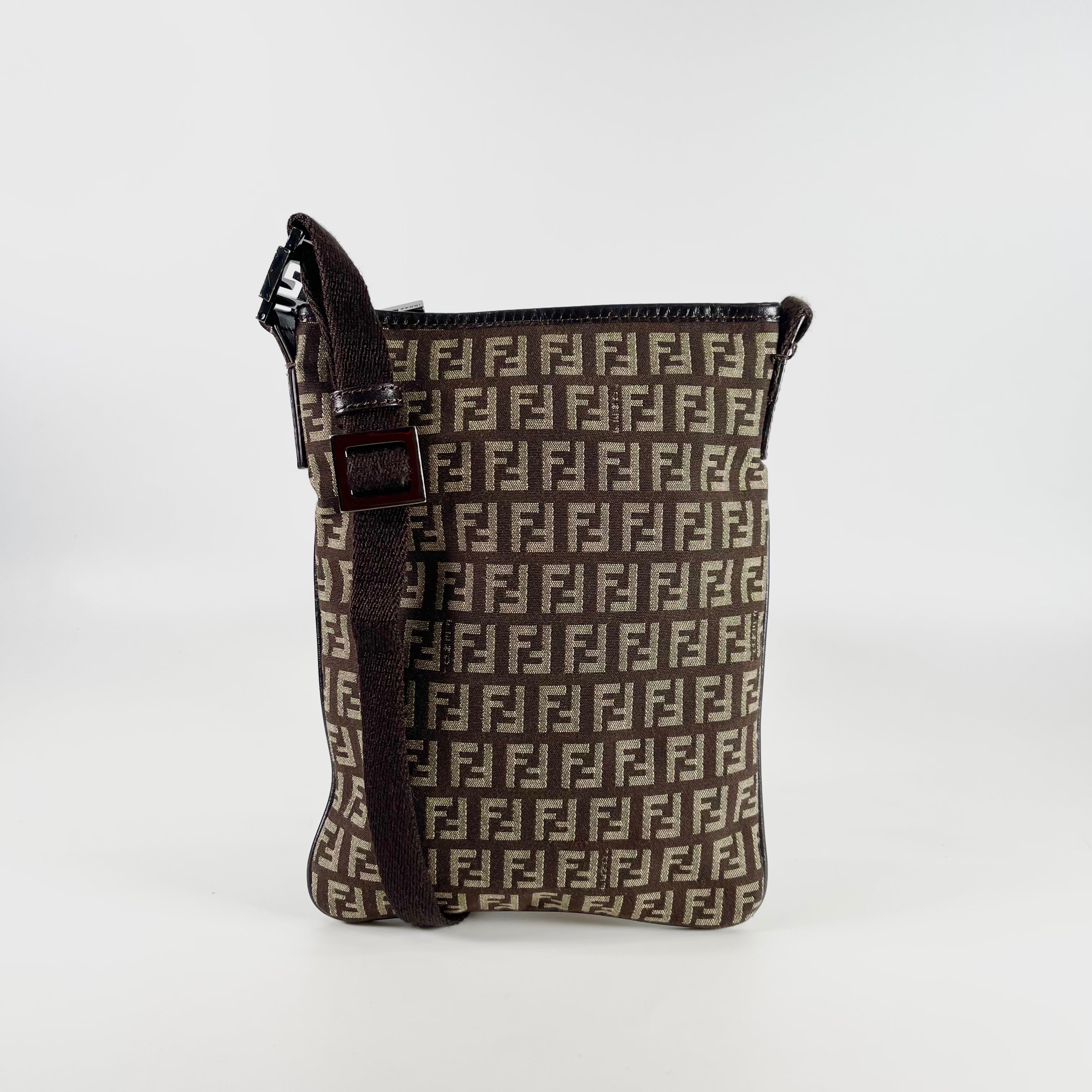 2602 secondhand FENDI Zucchino Shoulder bag