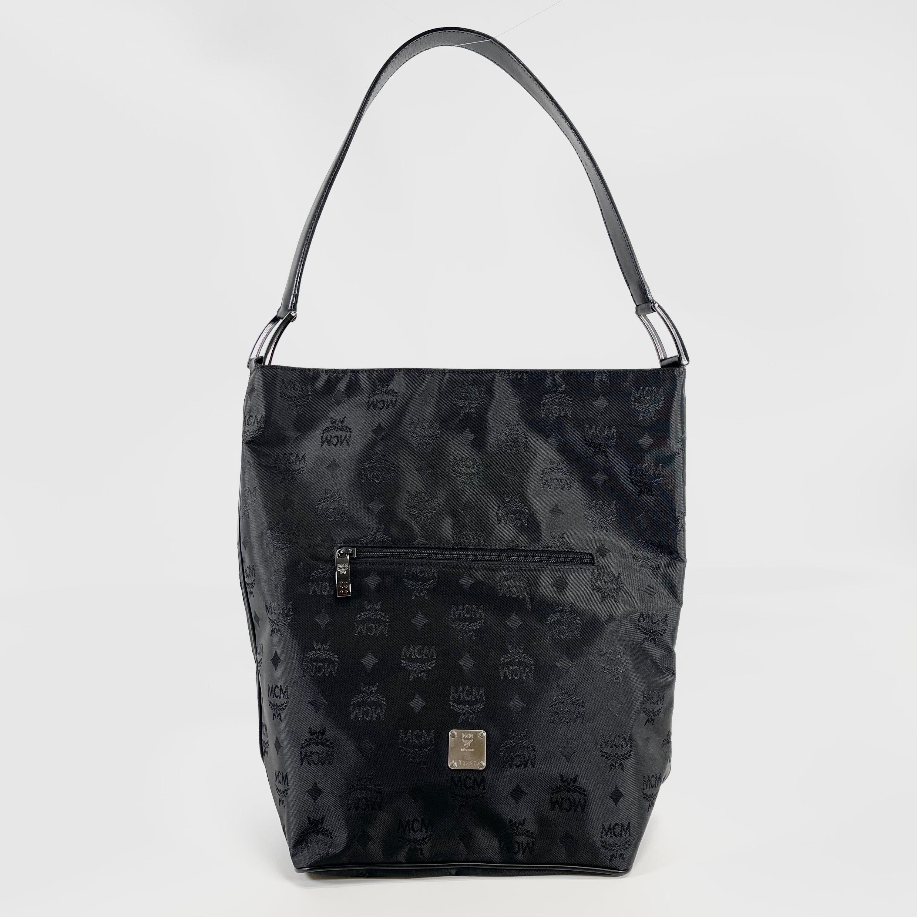 2604 secondhand MCM nylon Shoulder bag