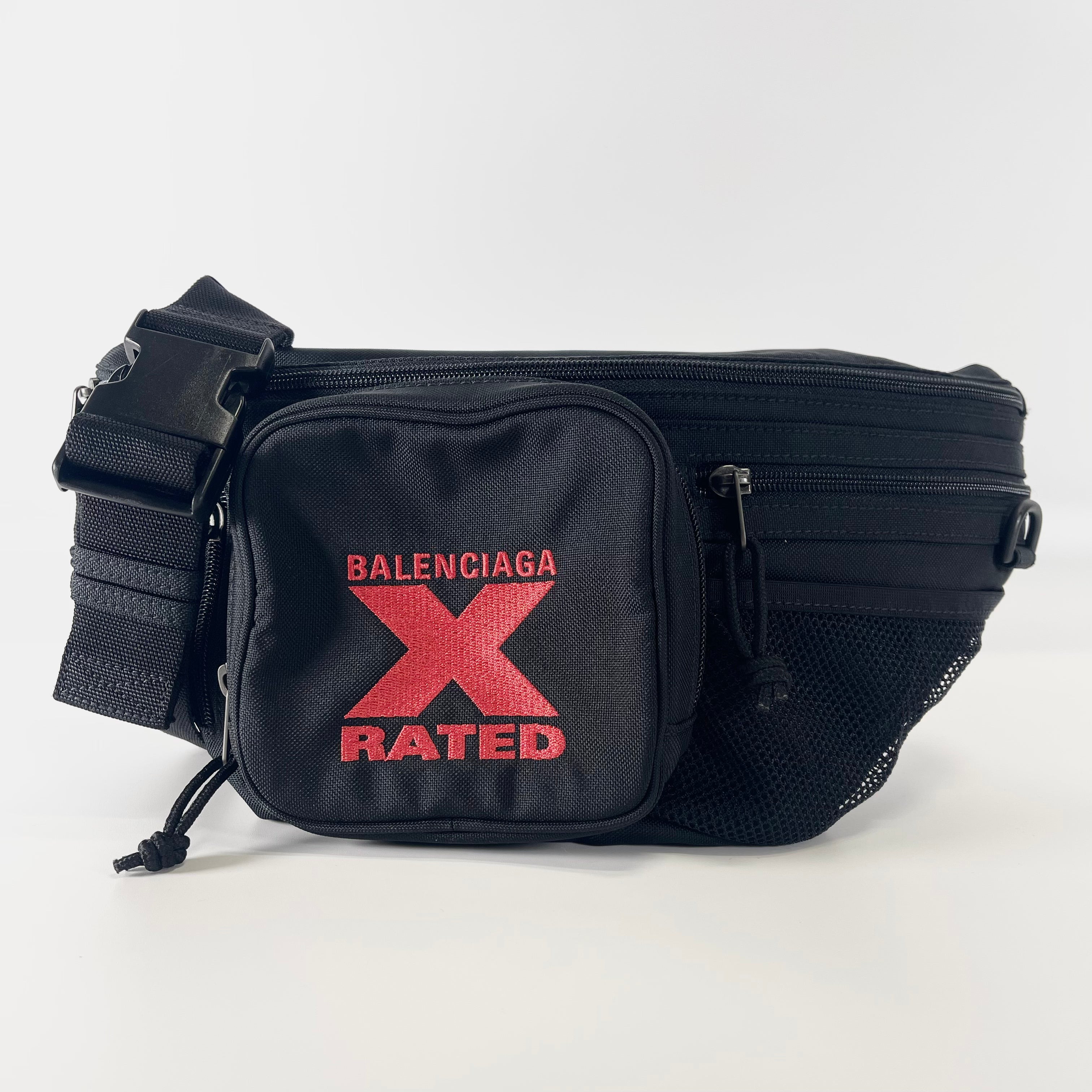 2603 secondhand BALENCIAGA Body Bag Explorer