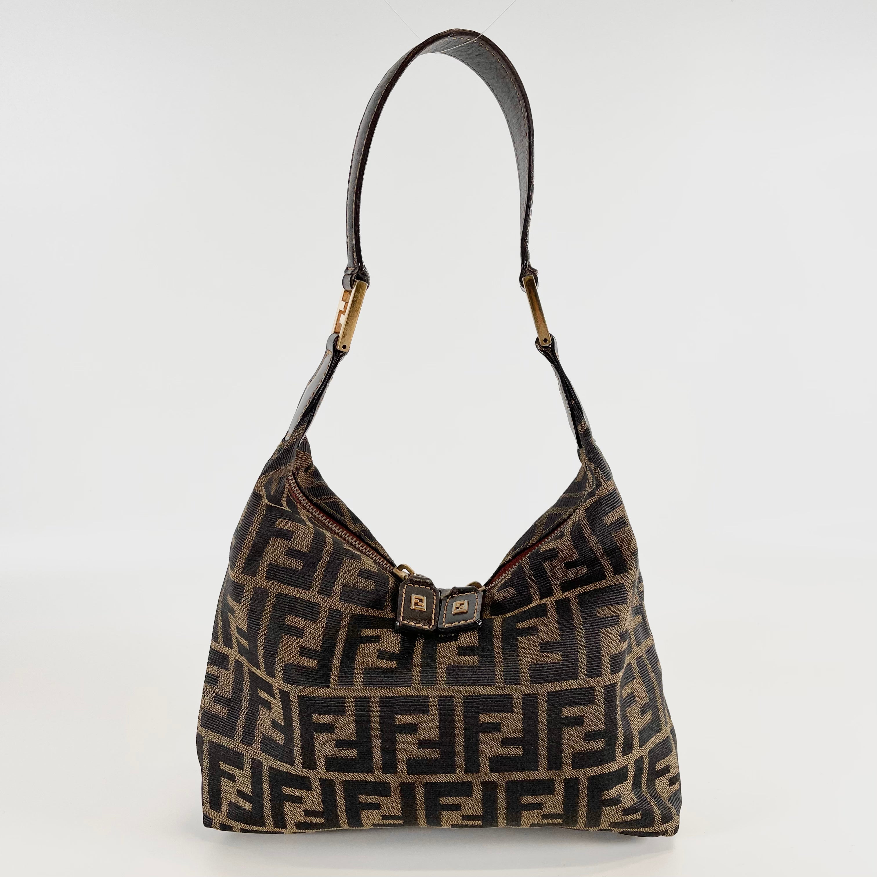 2601 secondhand FENDI Zucca Shoulder bag