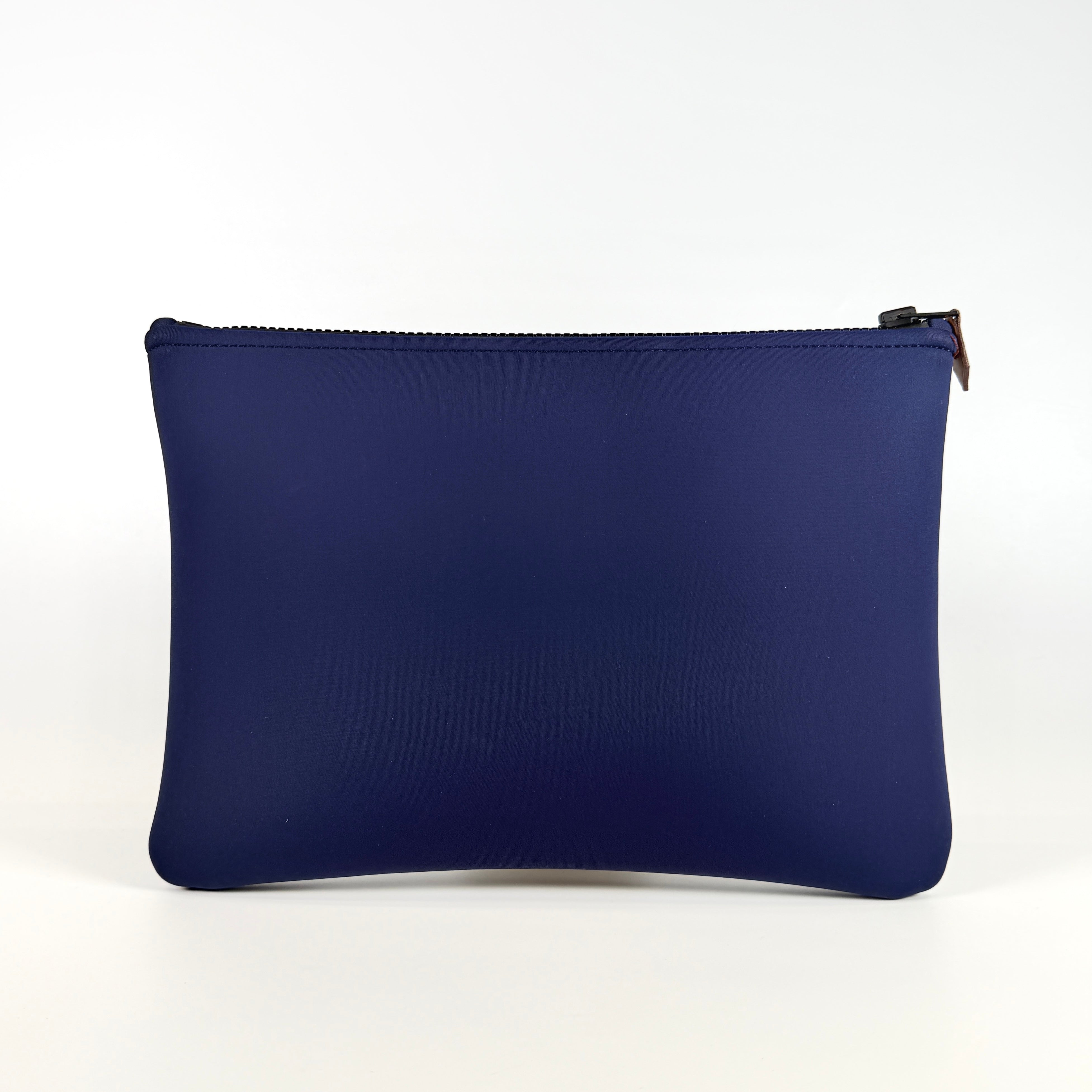 2608 secondhand HERMES Neobain Clutch Navy