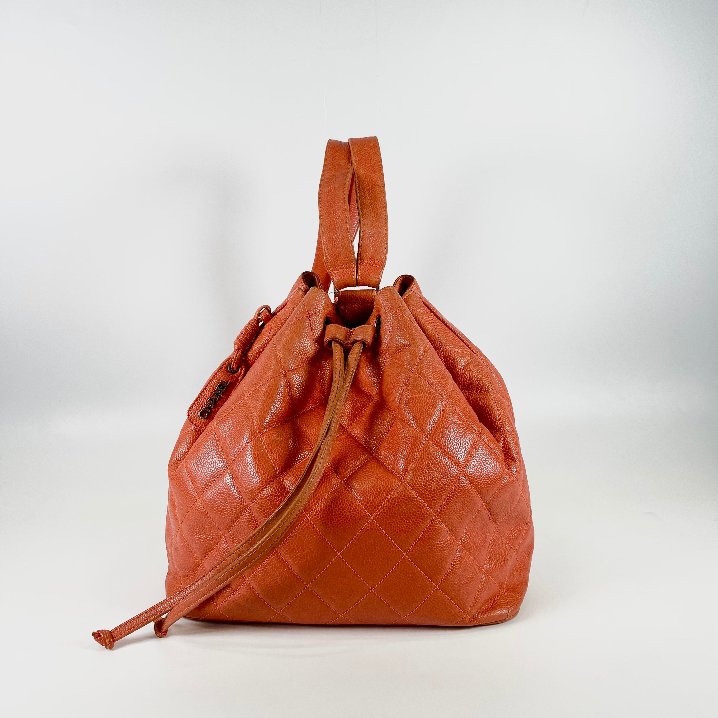 2506 CHANEL Luc Caviar Skin Orange