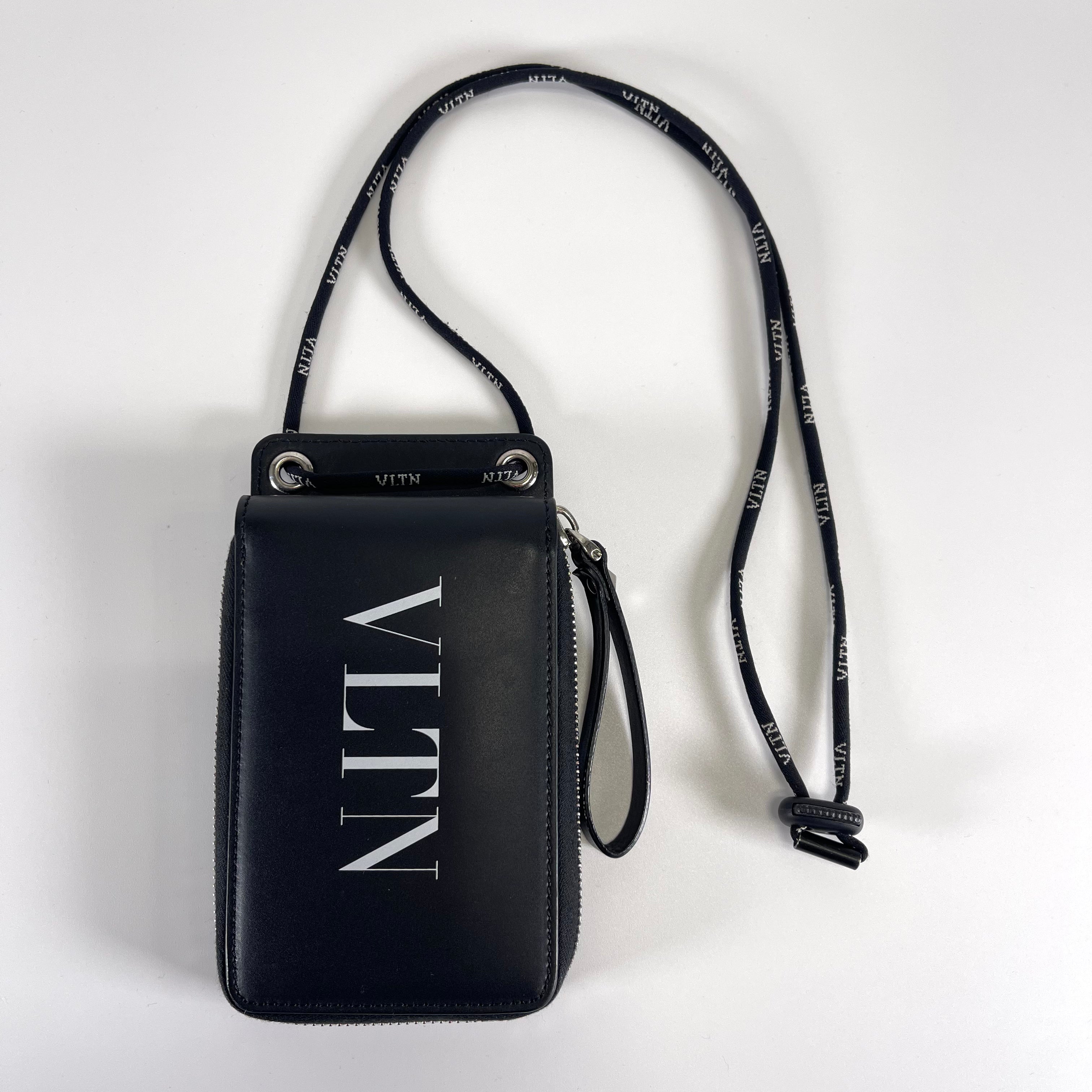 2508 Valentino Garavani Wallet/Coin Case