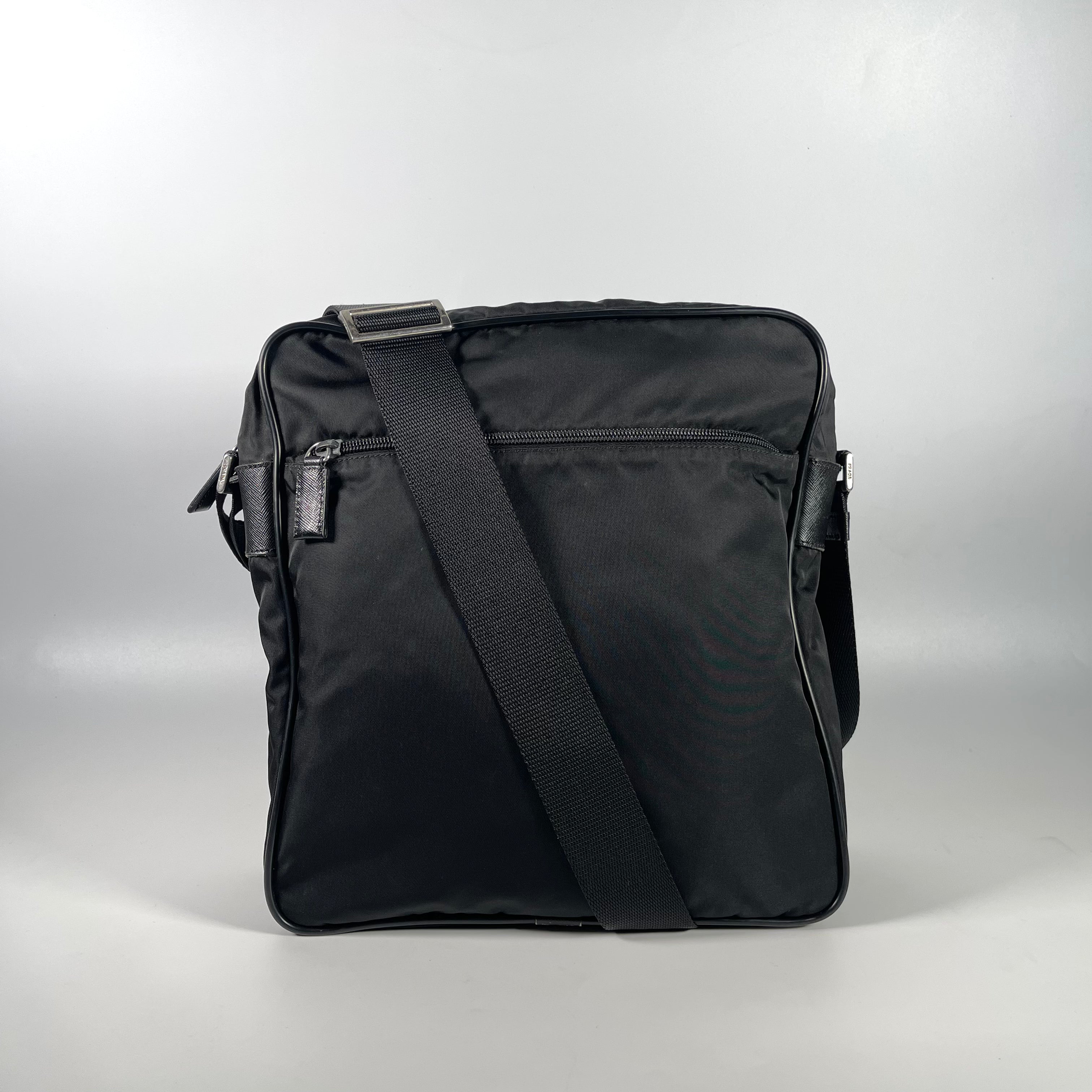 2512 secondhand PRADA Shoulder bag shoulder