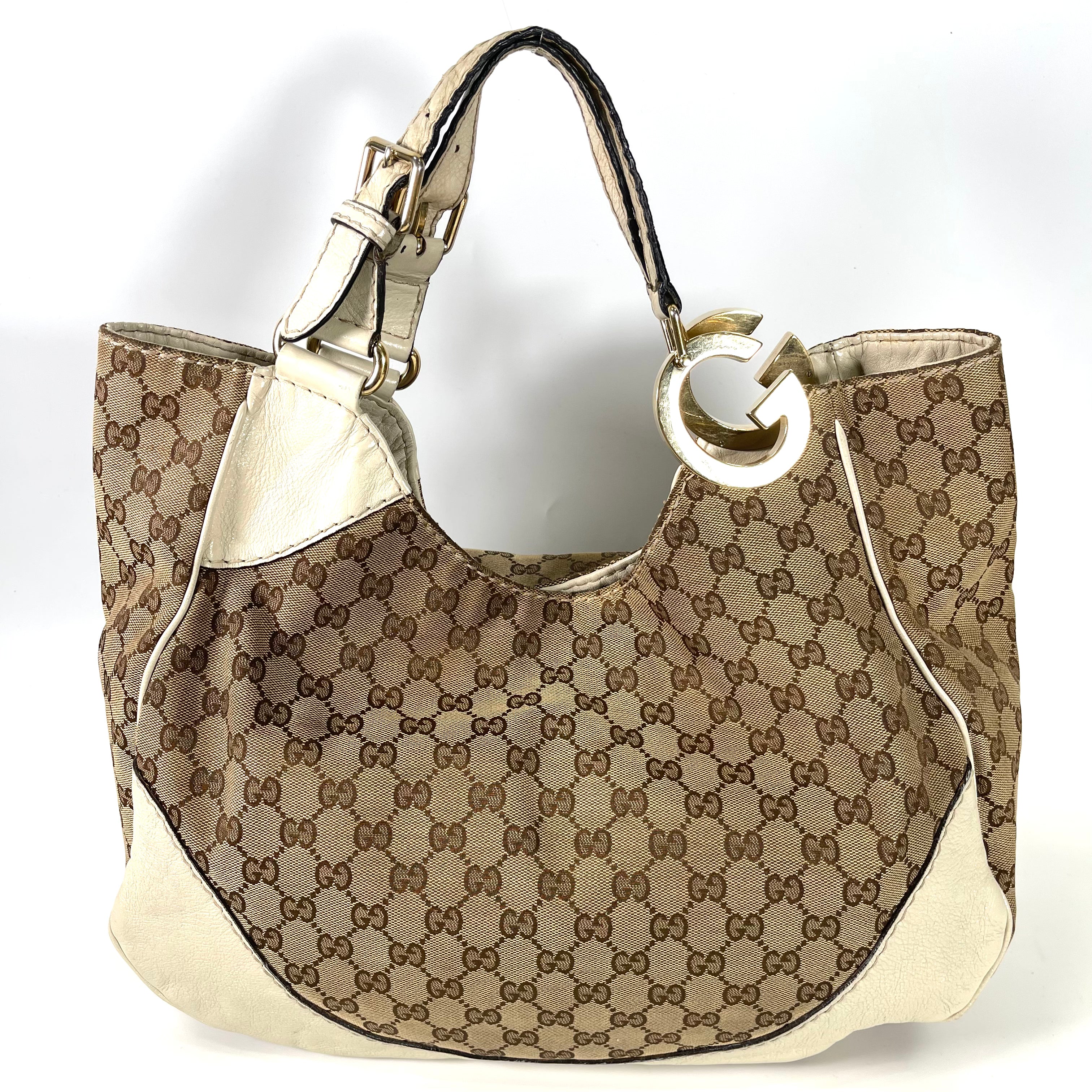2511 GUCCI GG canvas Shoulder bag