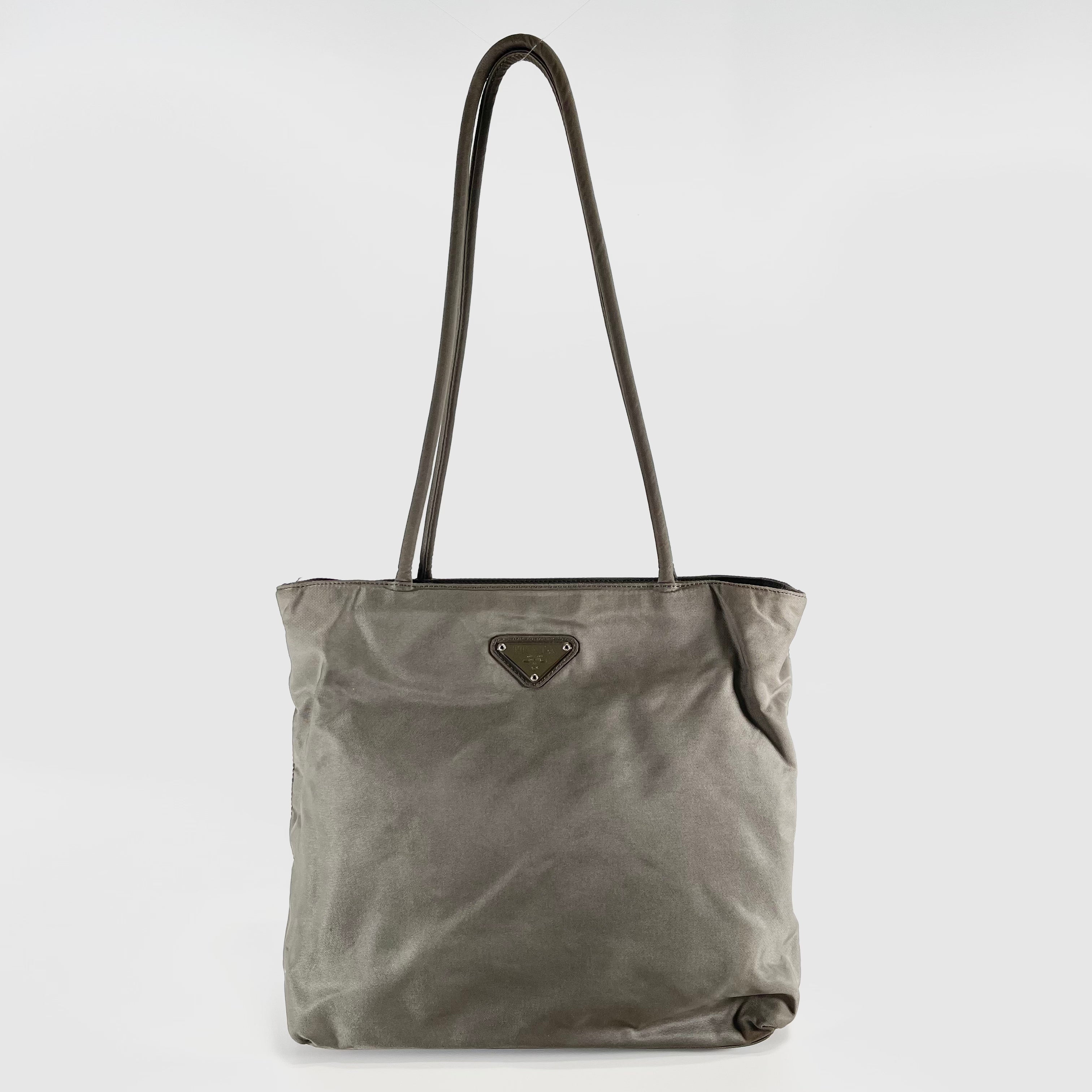 2602 secondhand PRADA Tote Bag