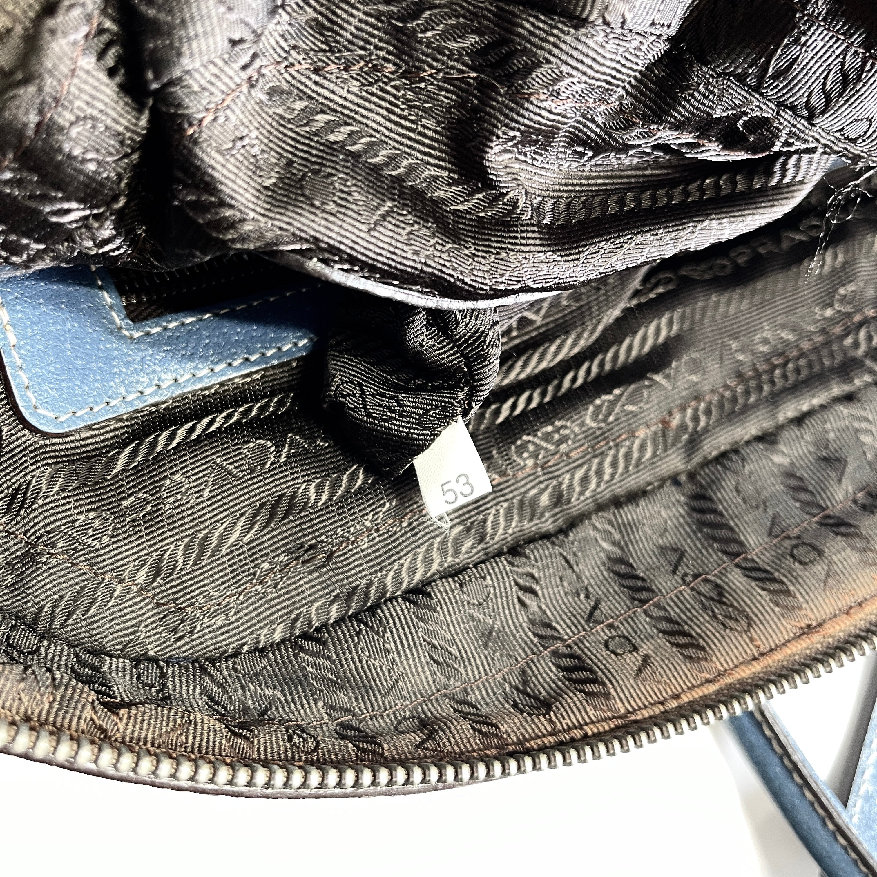 2604 secondhand PRADA canvas / leather business beige blue