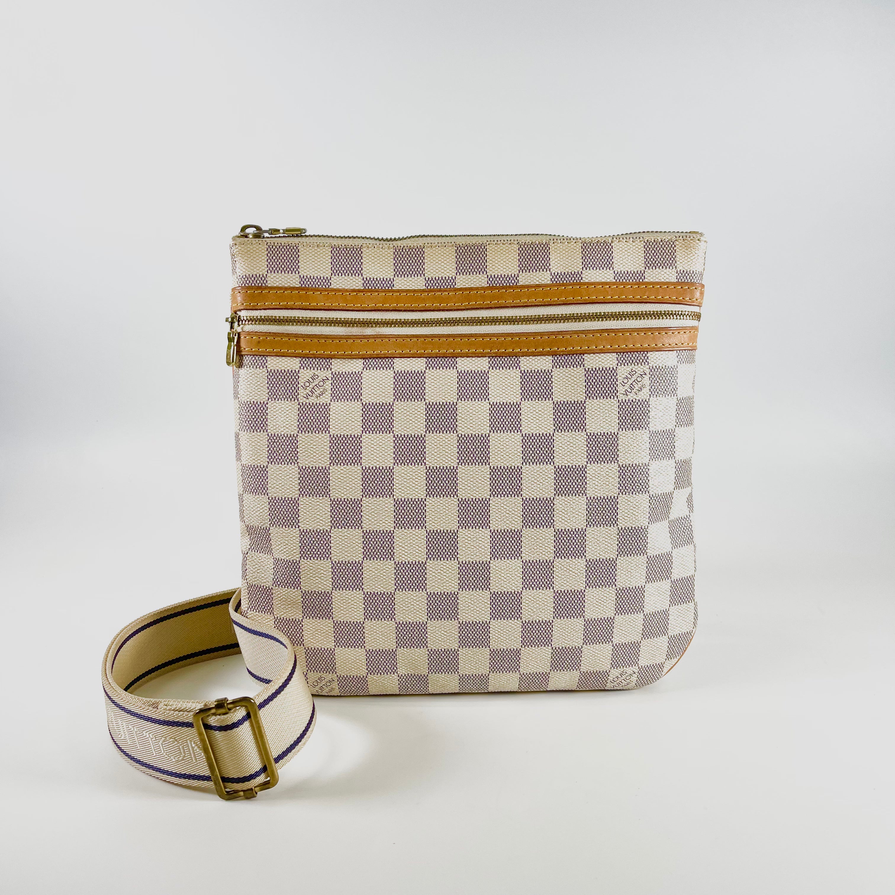 2602 secondhand LV Damier Azur Pochette Bosphor