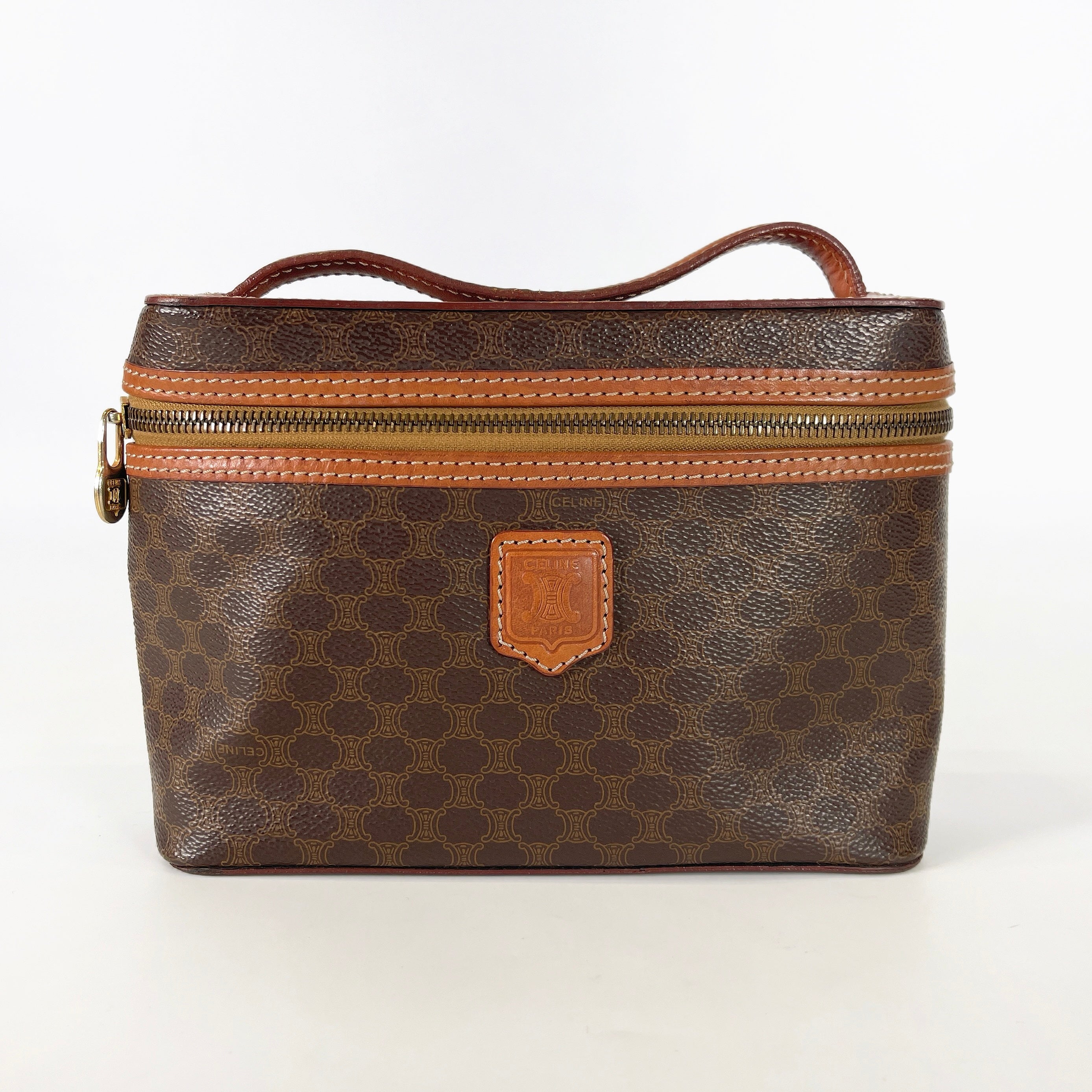 2603 secondhand CELINE Macadam hand bag