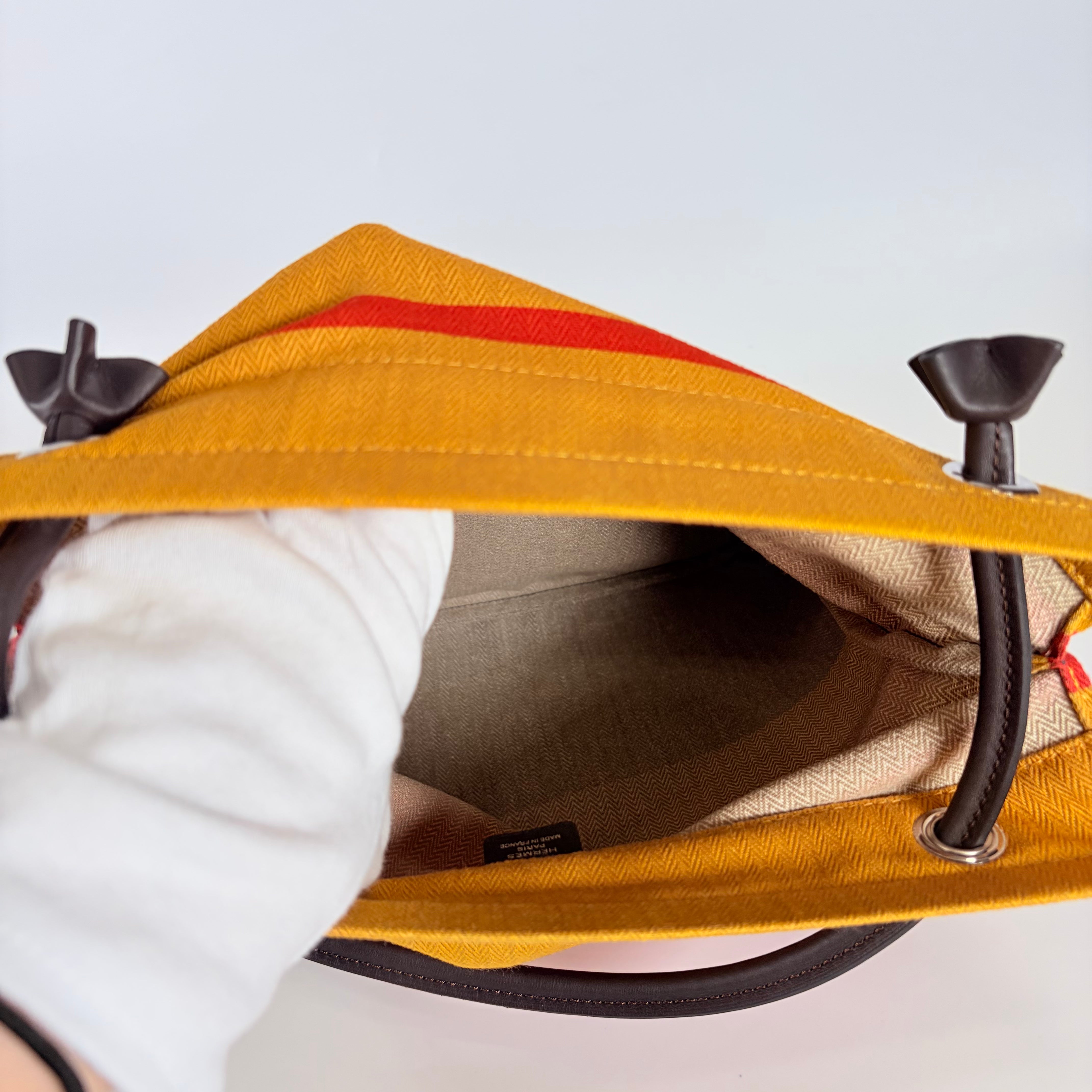 2605 secondhand HERMES Yellow