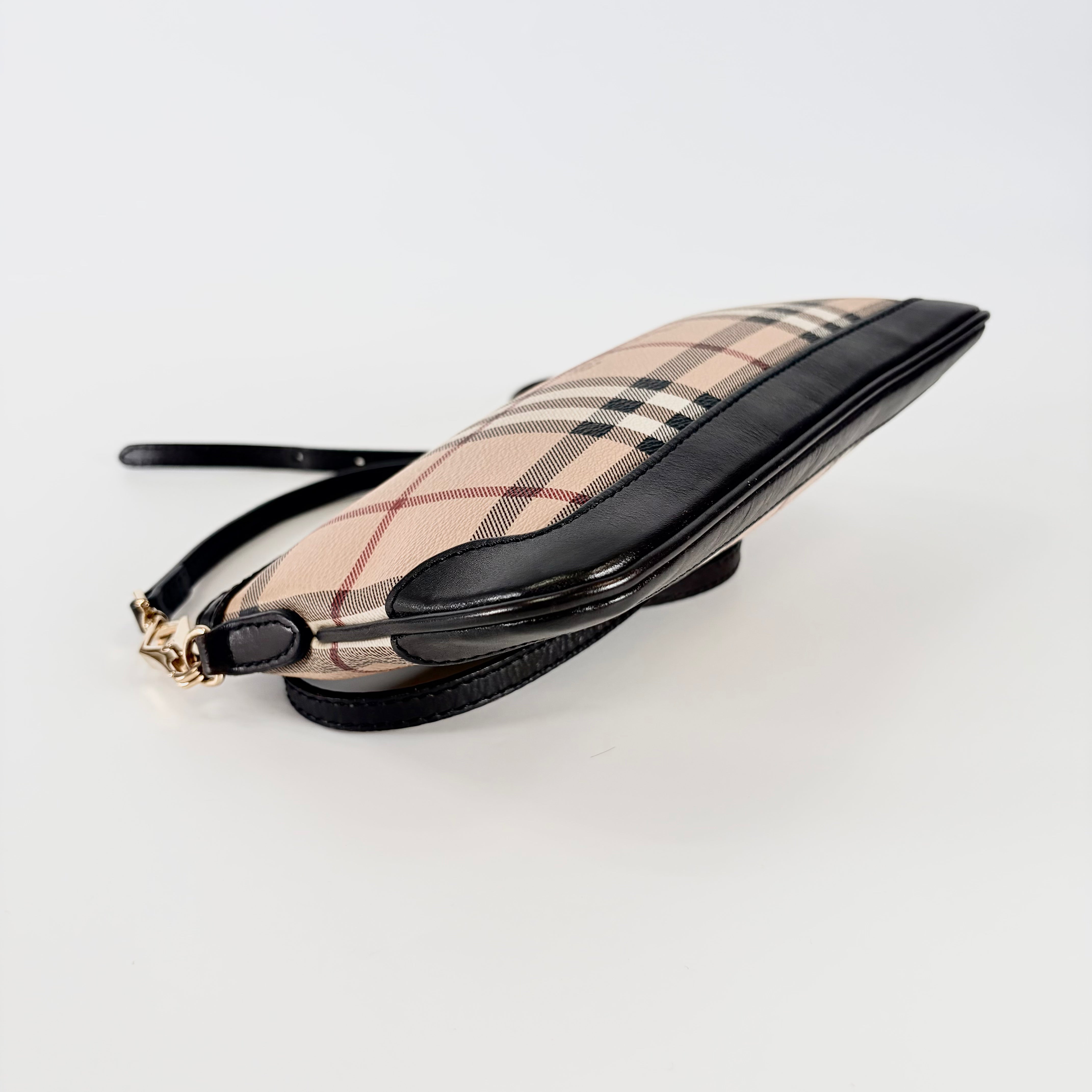 2605 secondhand BURBERRY Shoulder bag