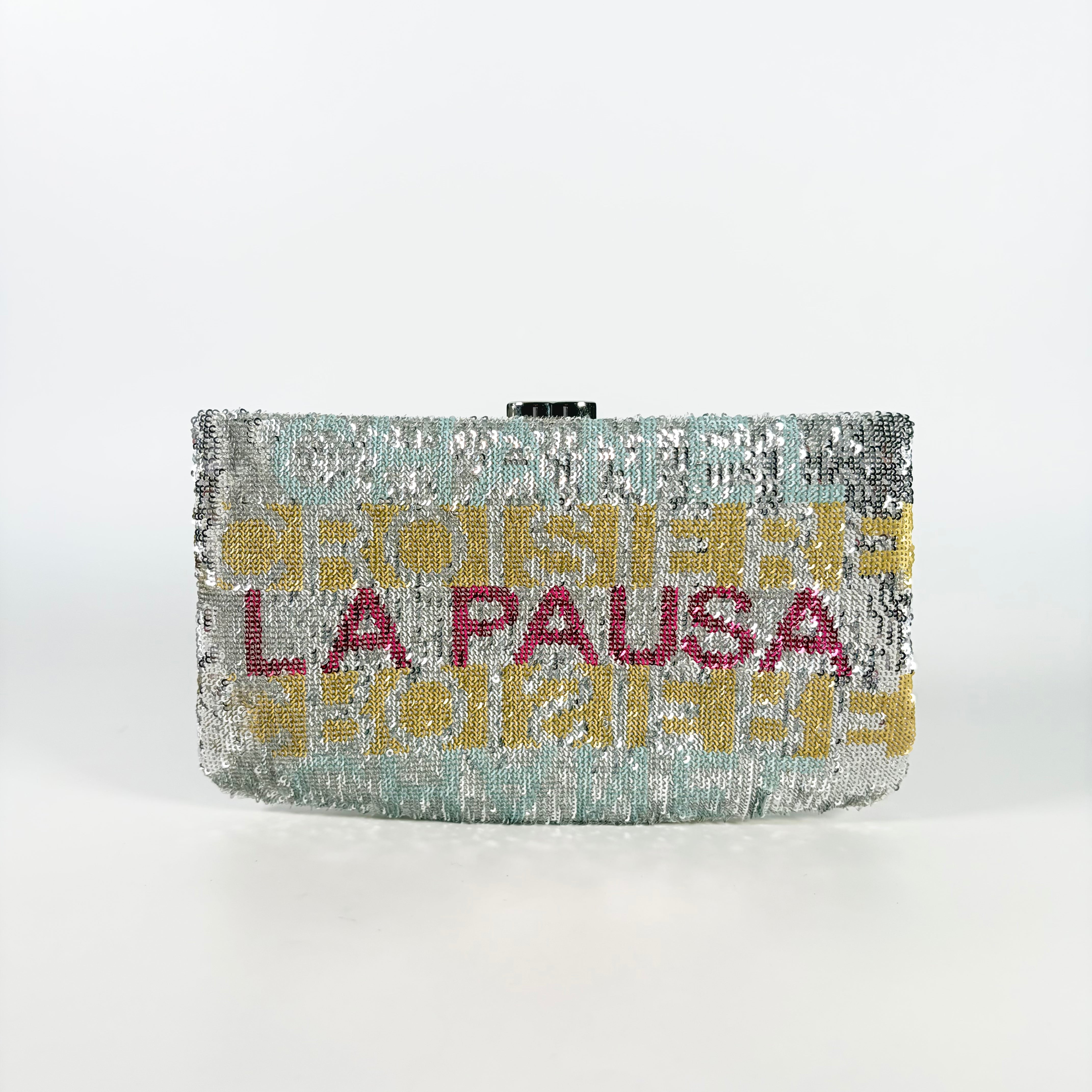 2605 secondhand CHANEL clutch beads