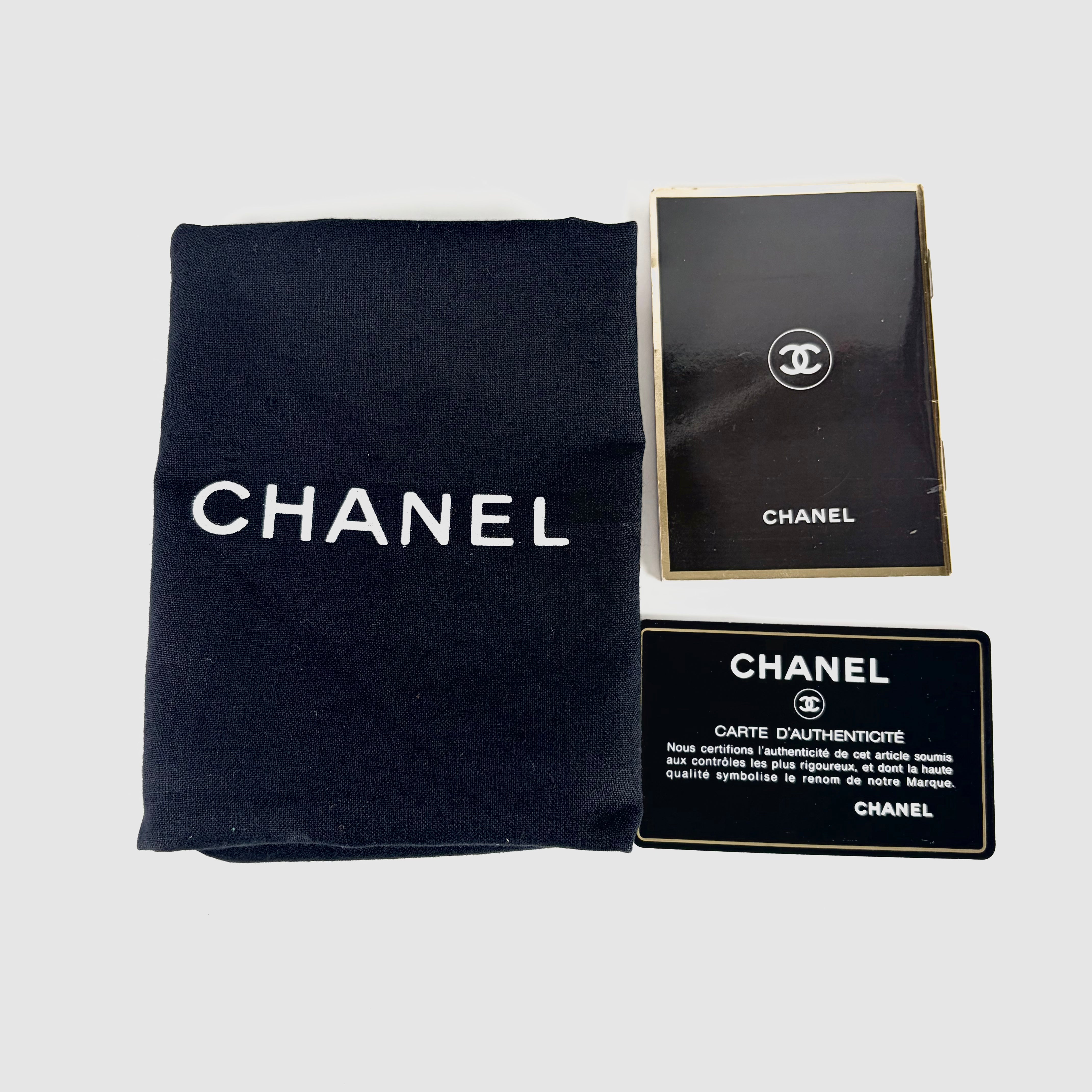2605 secondhand CHANEL hand bag