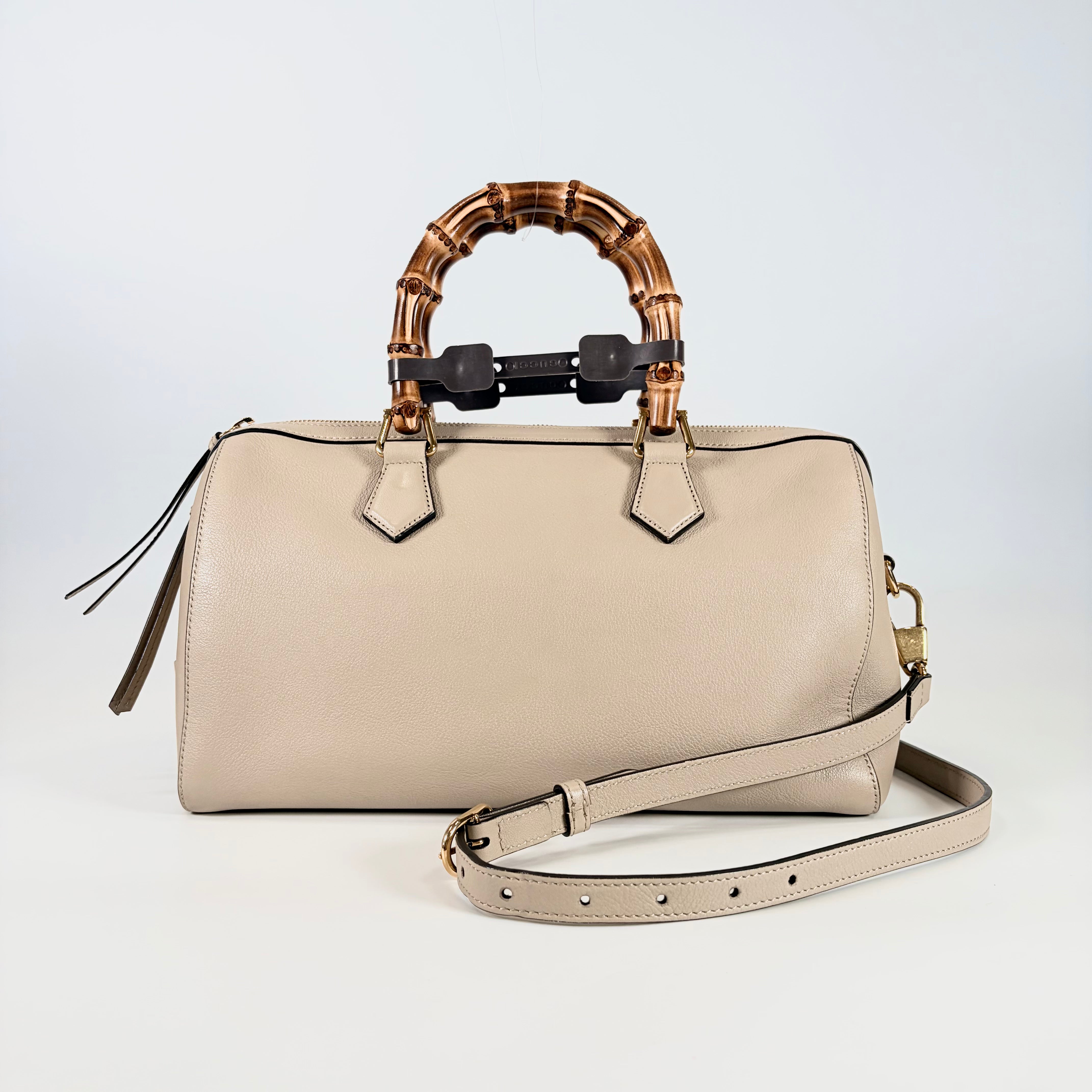 2605 secondhand GUCCI Bamboo 2Way bag