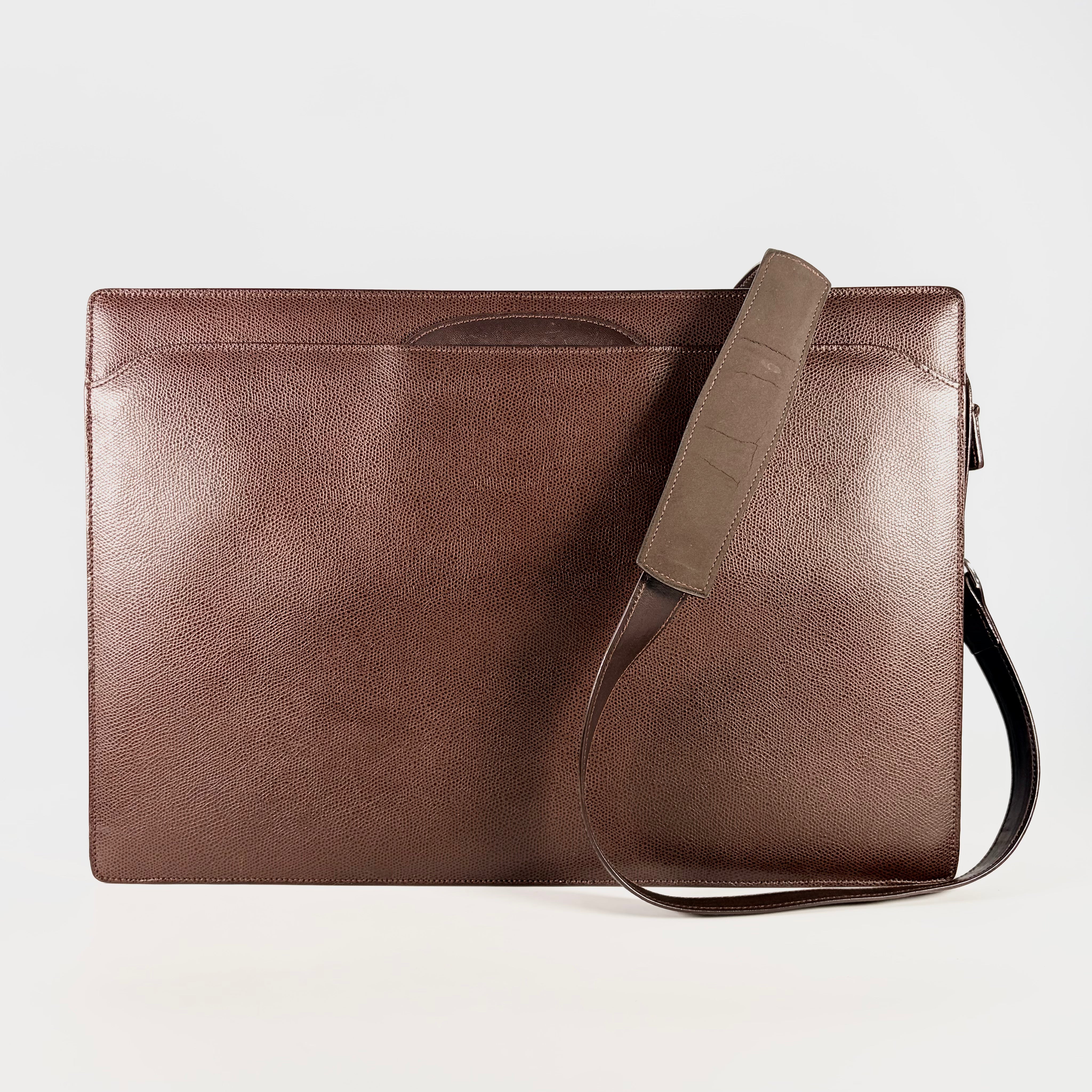 2605 secondhand BALLY business bag